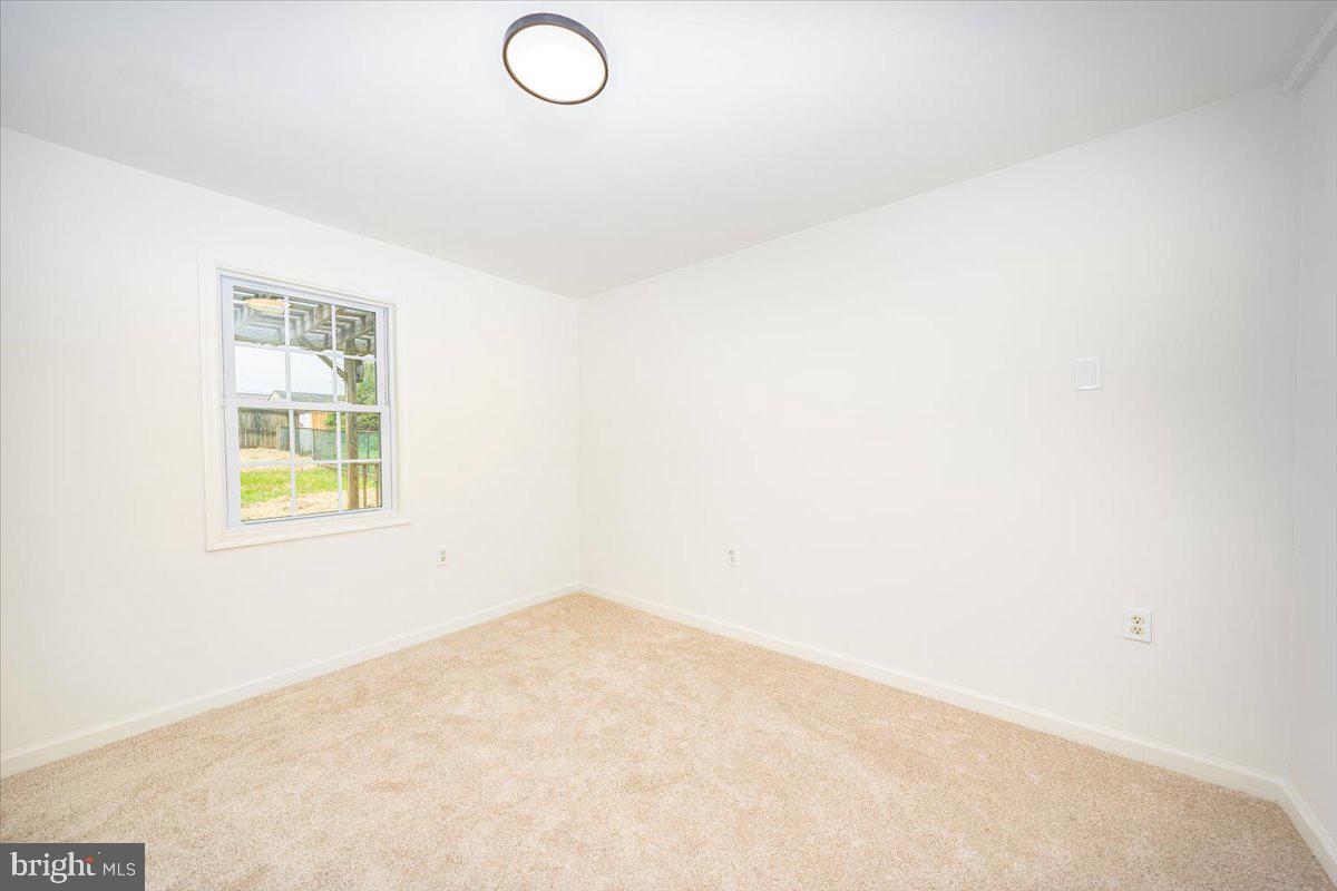 SUMMIT FARMS - Residential