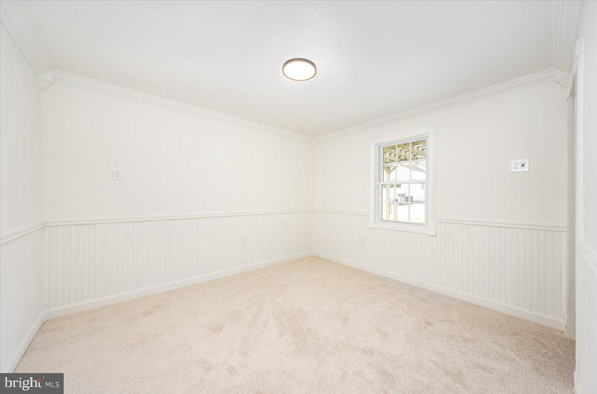 SUMMIT FARMS - Residential