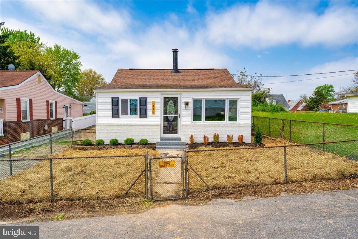 SUMMIT FARMS - Residential