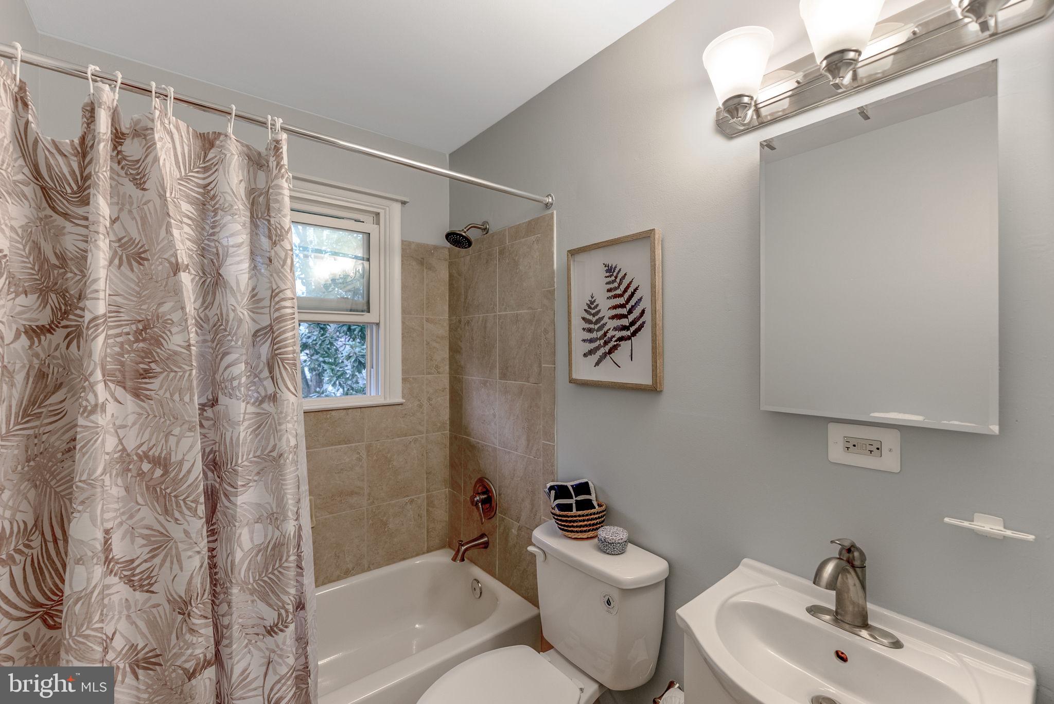 CAPE ST CLAIRE - Residential