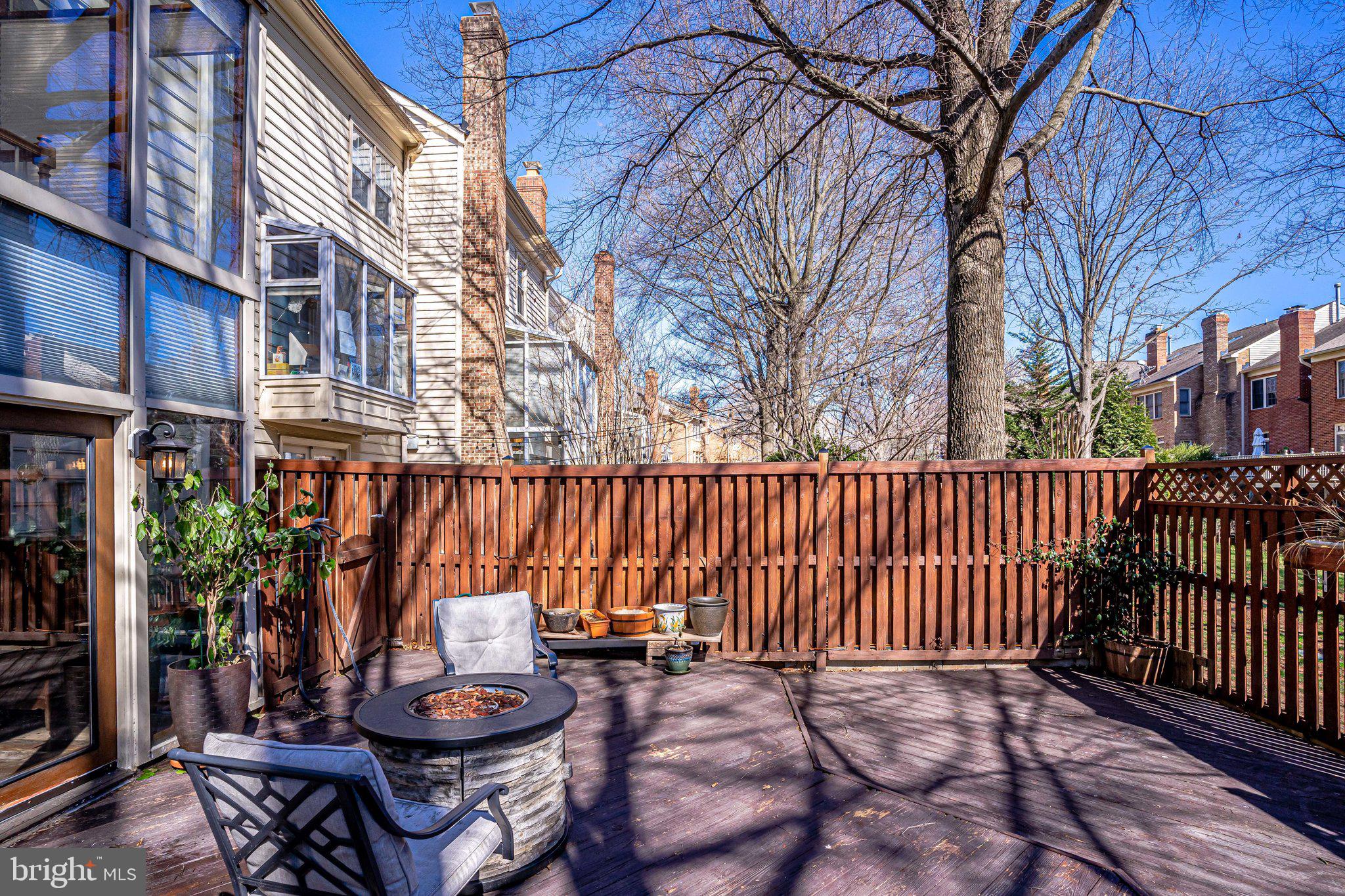 DECOVERLY ADVENTURE - Residential