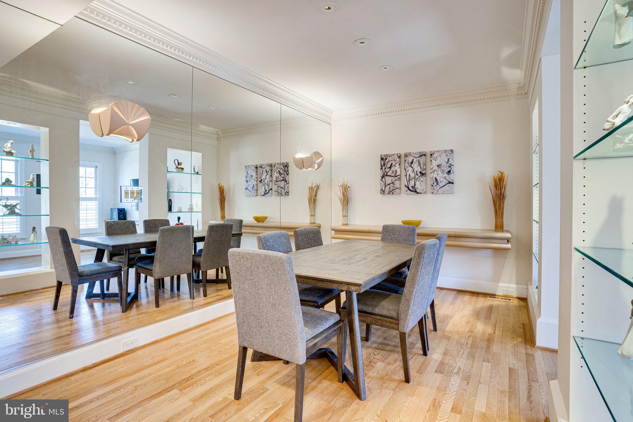 DECOVERLY ADVENTURE - Residential