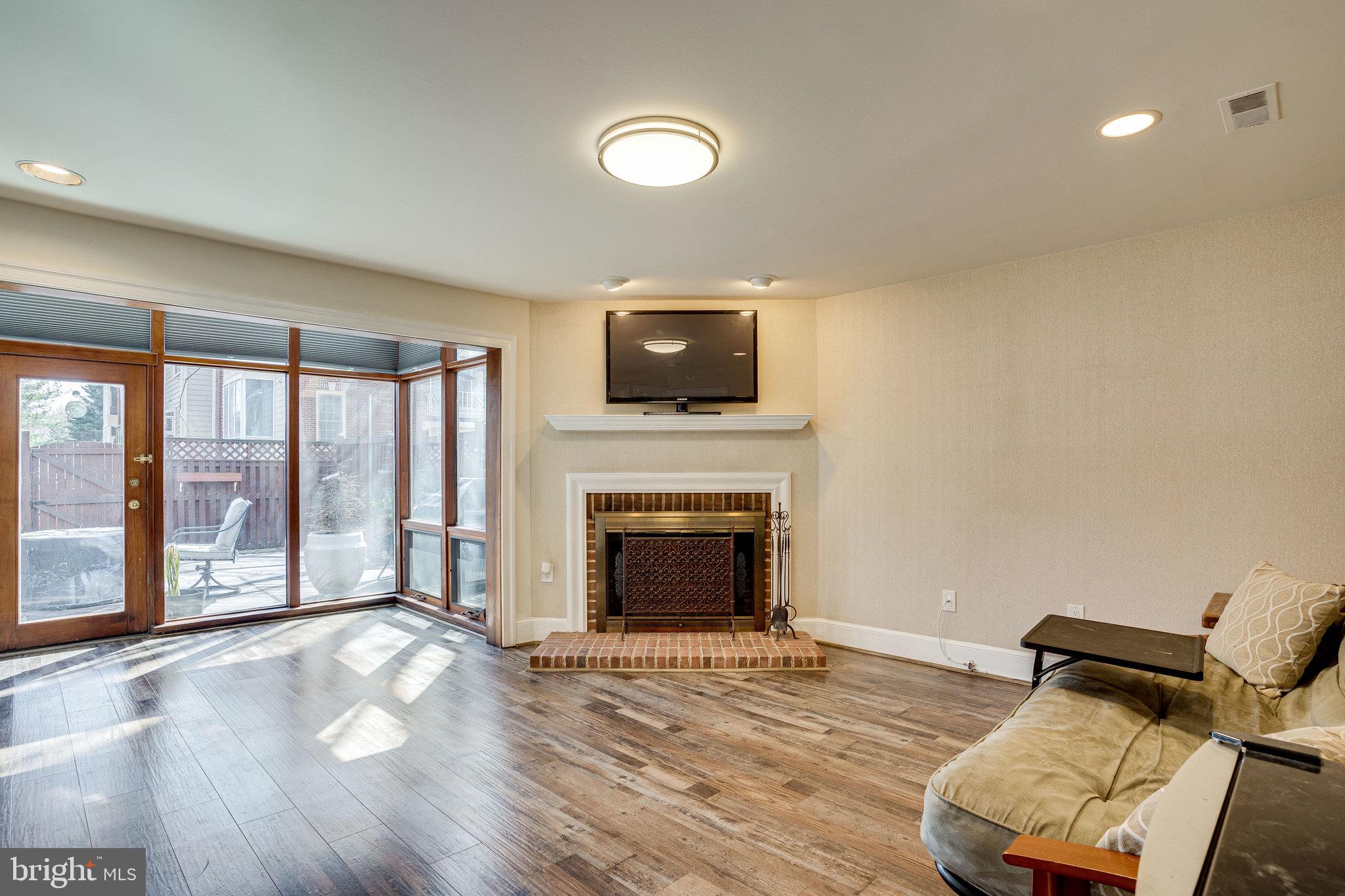 DECOVERLY ADVENTURE - Residential