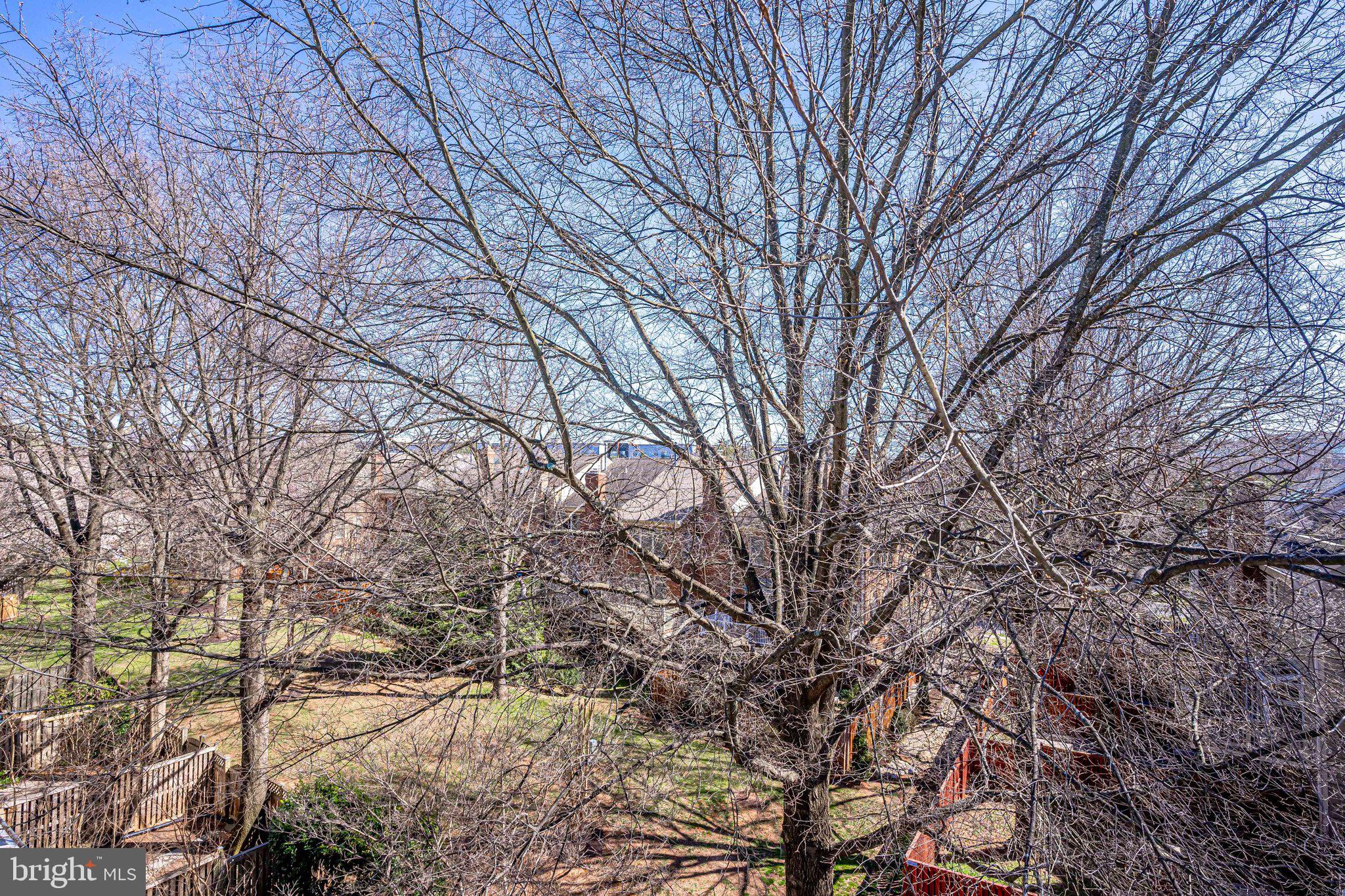 DECOVERLY ADVENTURE - Residential