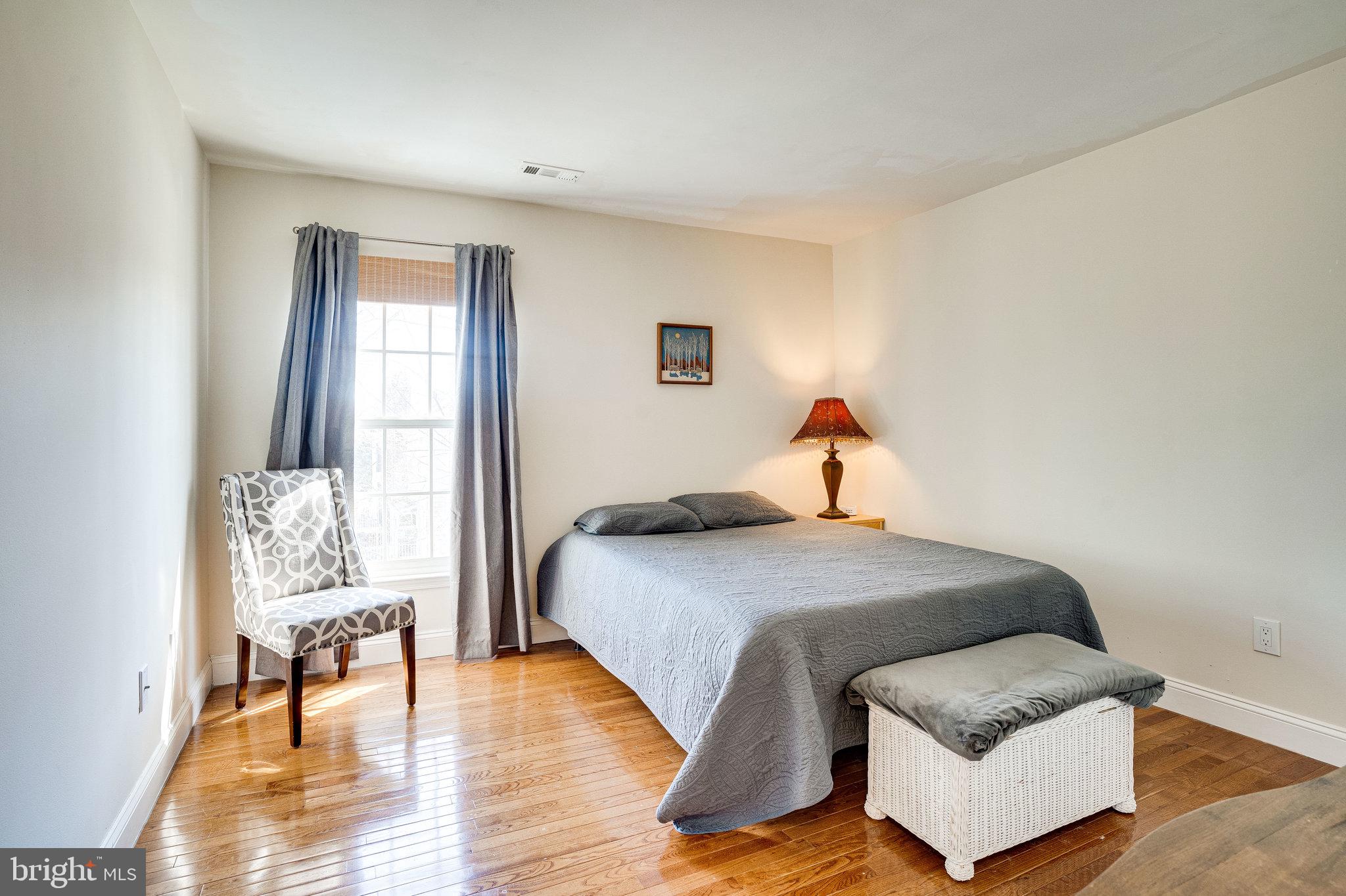 DECOVERLY ADVENTURE - Residential