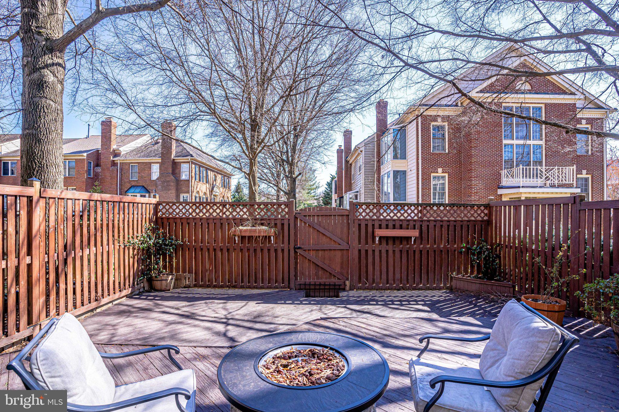 DECOVERLY ADVENTURE - Residential