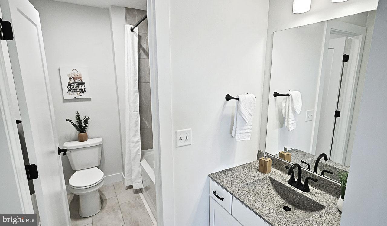 WILLOW CREEK FARMS - Residential