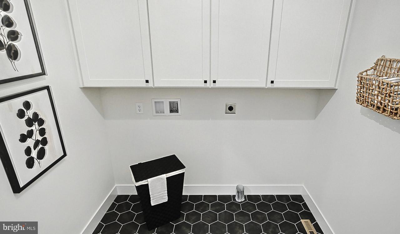 WILLOW CREEK FARMS - Residential