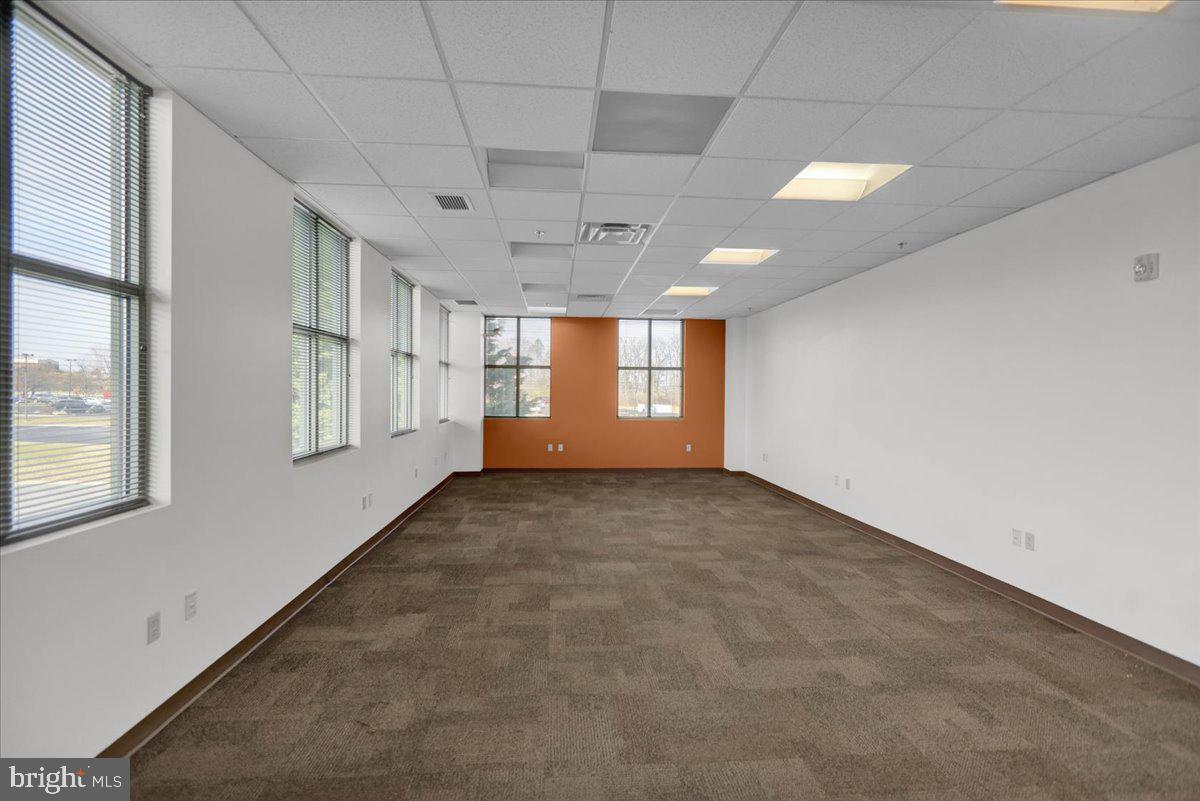 SPRING RIDGE - Commercial Sale