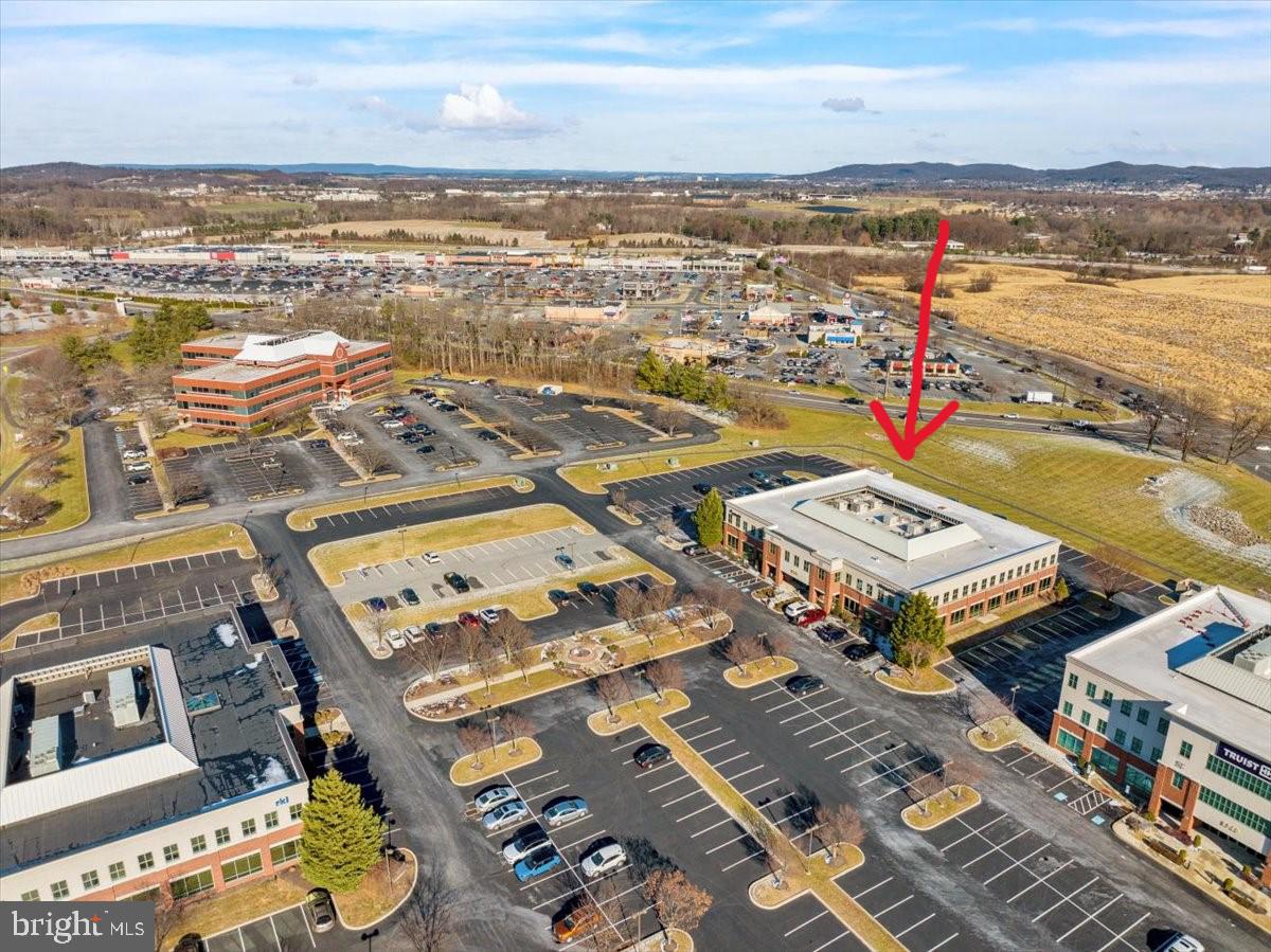 SPRING RIDGE - Commercial Sale