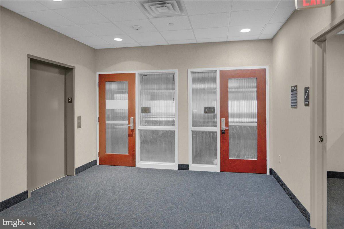 SPRING RIDGE - Commercial Sale