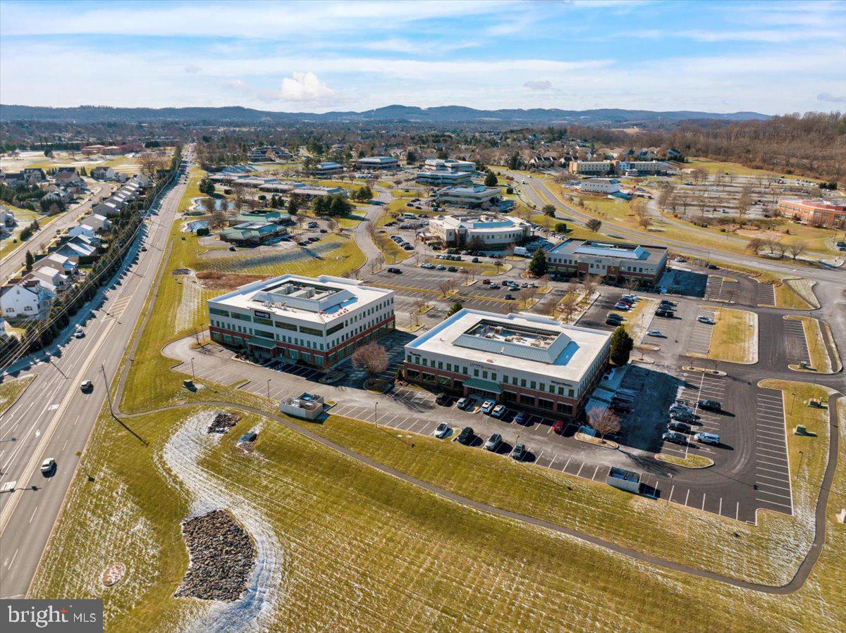 SPRING RIDGE - Commercial Sale