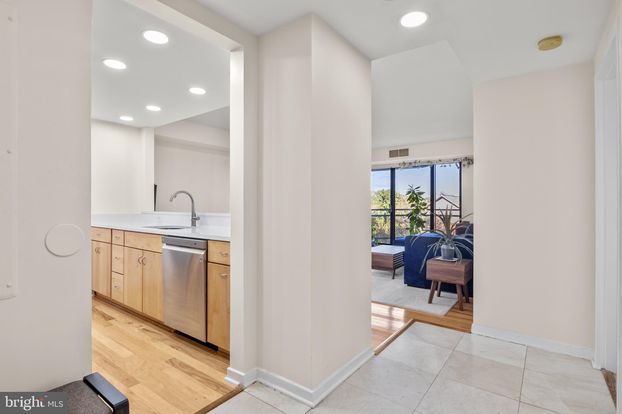 1530 KEY BOULEVARD 426