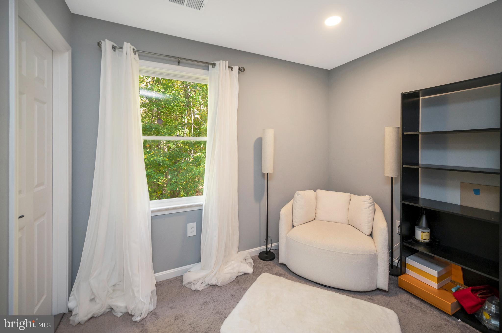 LAKE WILDERNESS - Residential