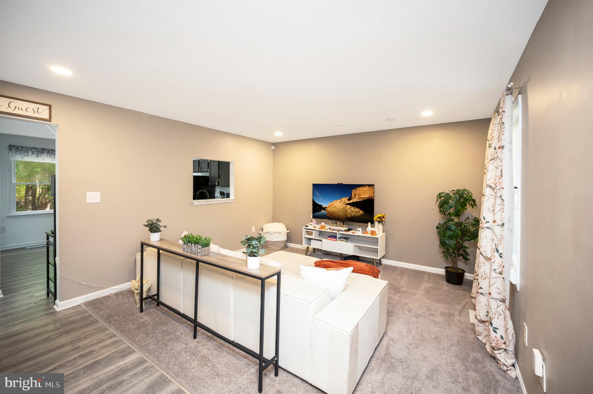 LAKE WILDERNESS - Residential