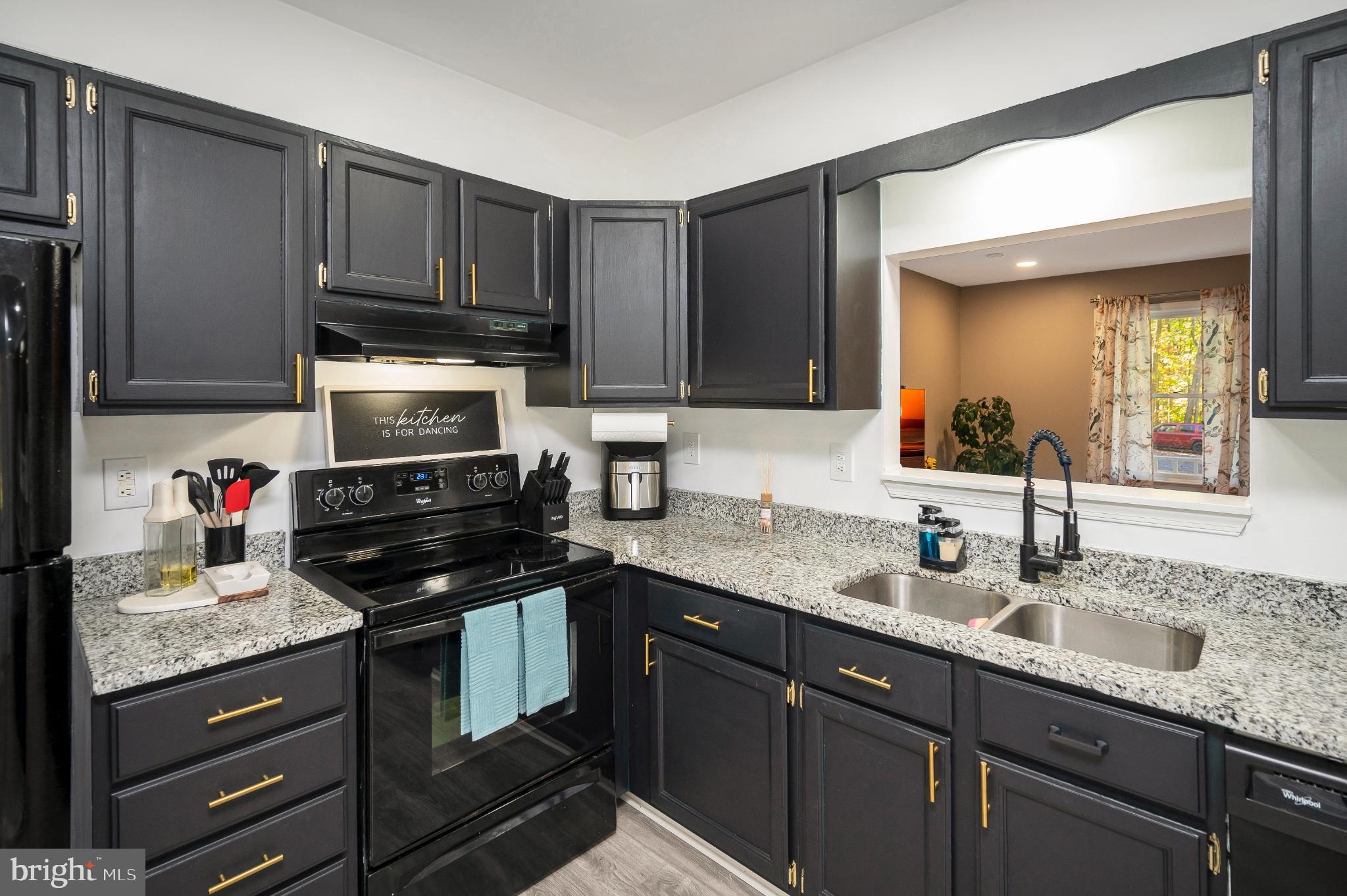 LAKE WILDERNESS - Residential