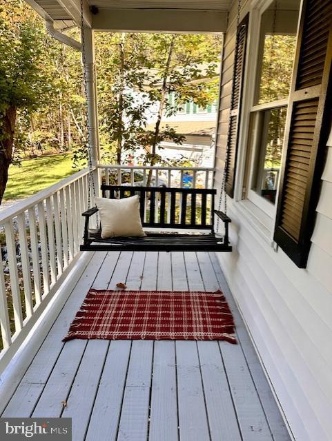 LAKE WILDERNESS - Residential