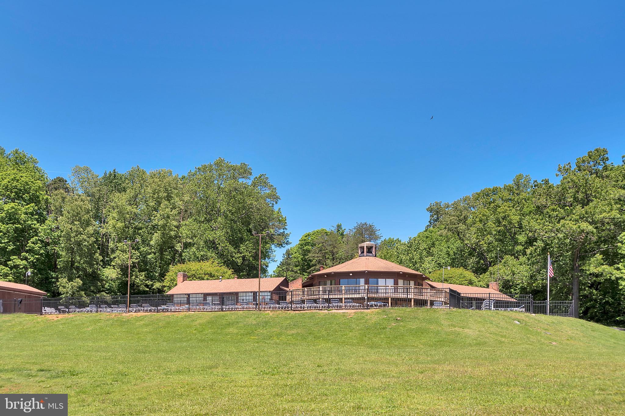 LAKE WILDERNESS - Residential