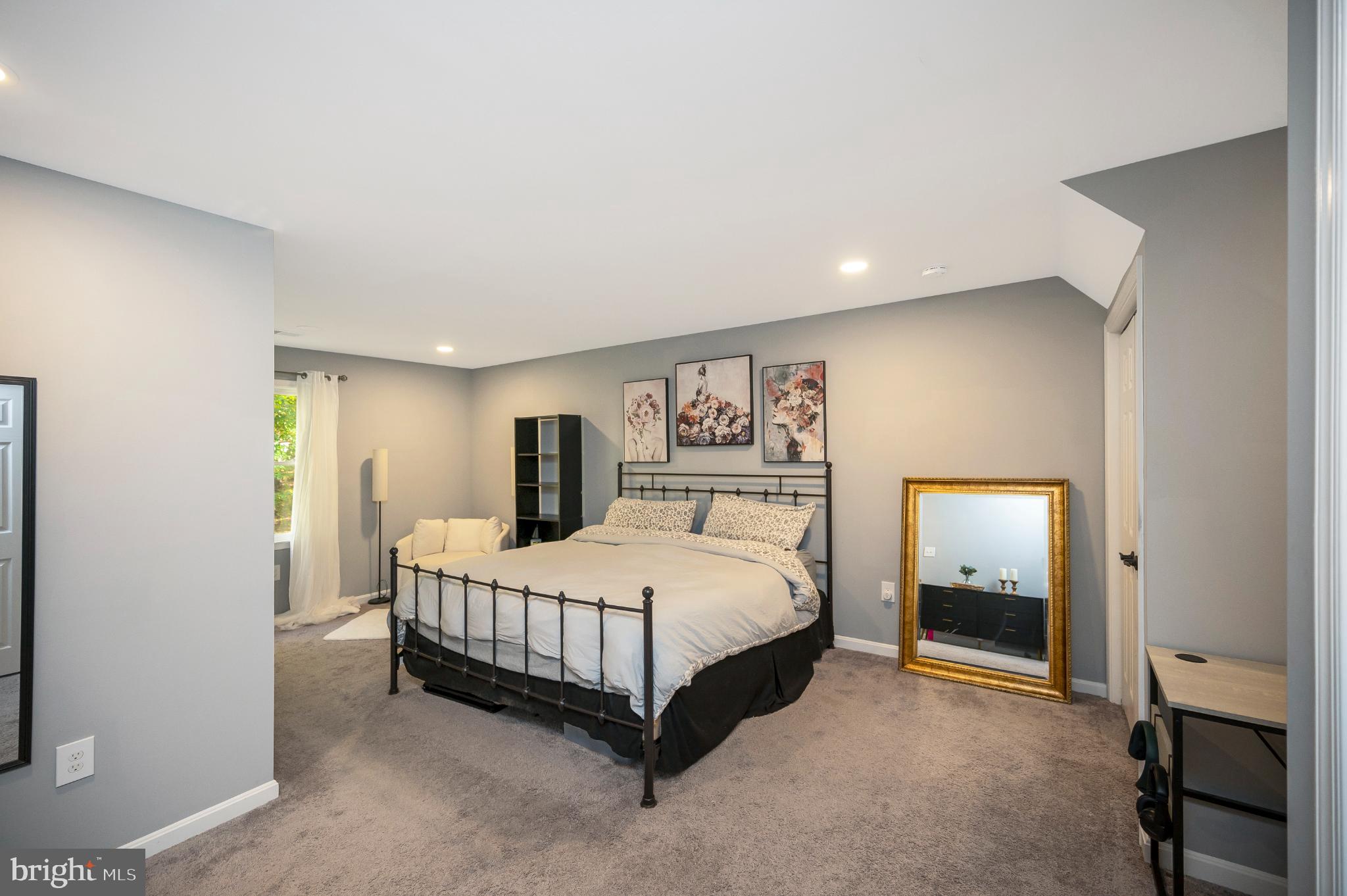 LAKE WILDERNESS - Residential