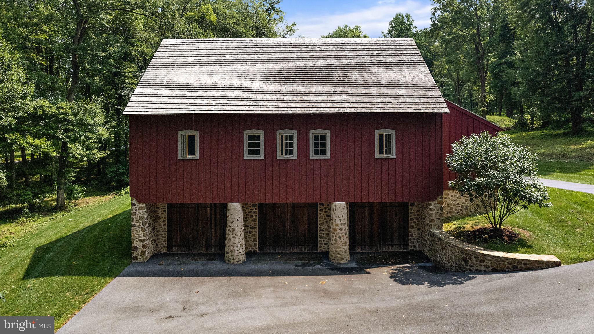 OLDEBULLTOWNVILLAGE - Residential