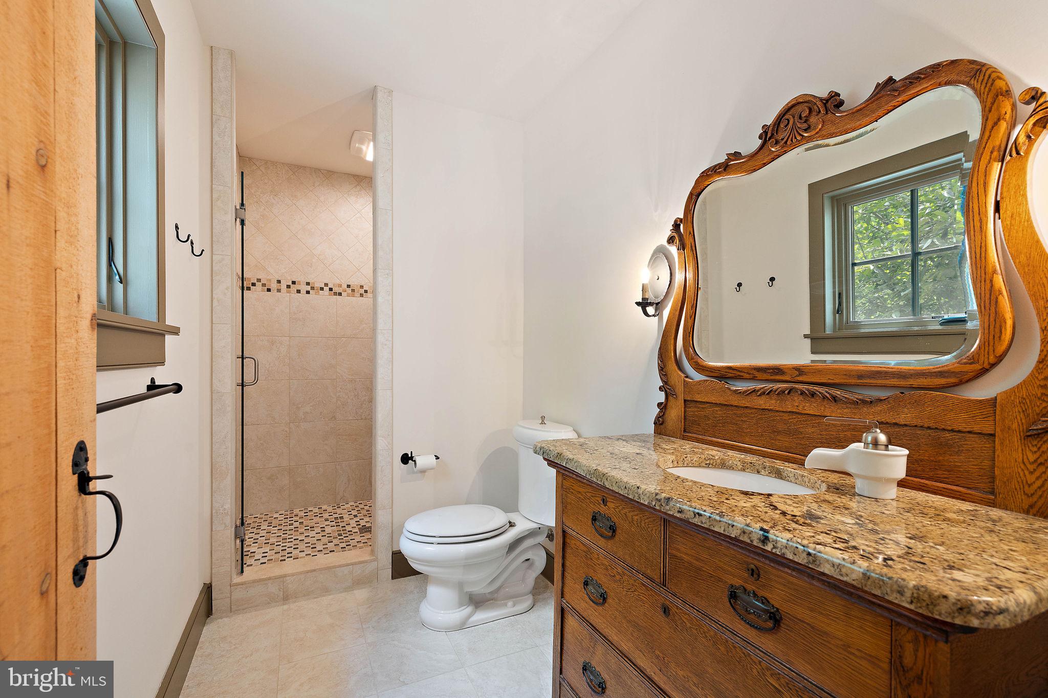 OLDEBULLTOWNVILLAGE - Residential