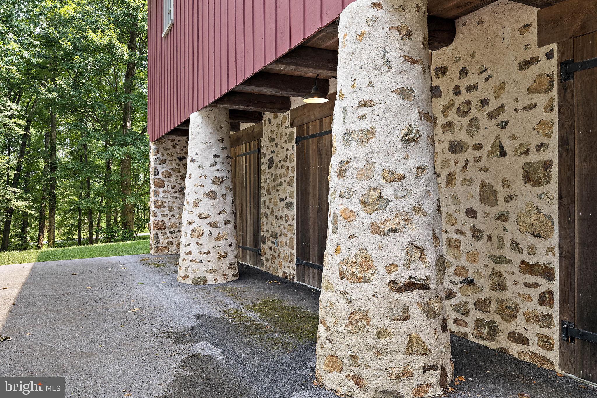 OLDEBULLTOWNVILLAGE - Residential