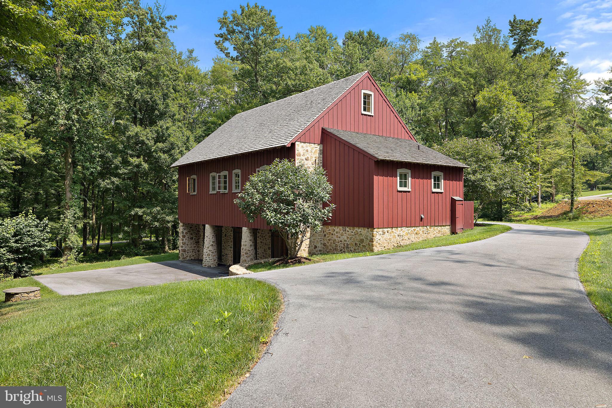 OLDEBULLTOWNVILLAGE - Residential