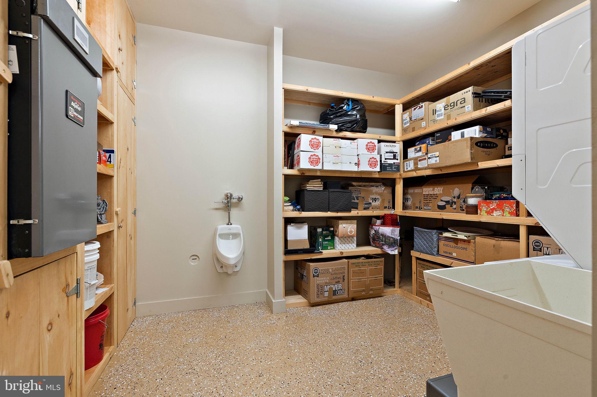 OLDEBULLTOWNVILLAGE - Residential