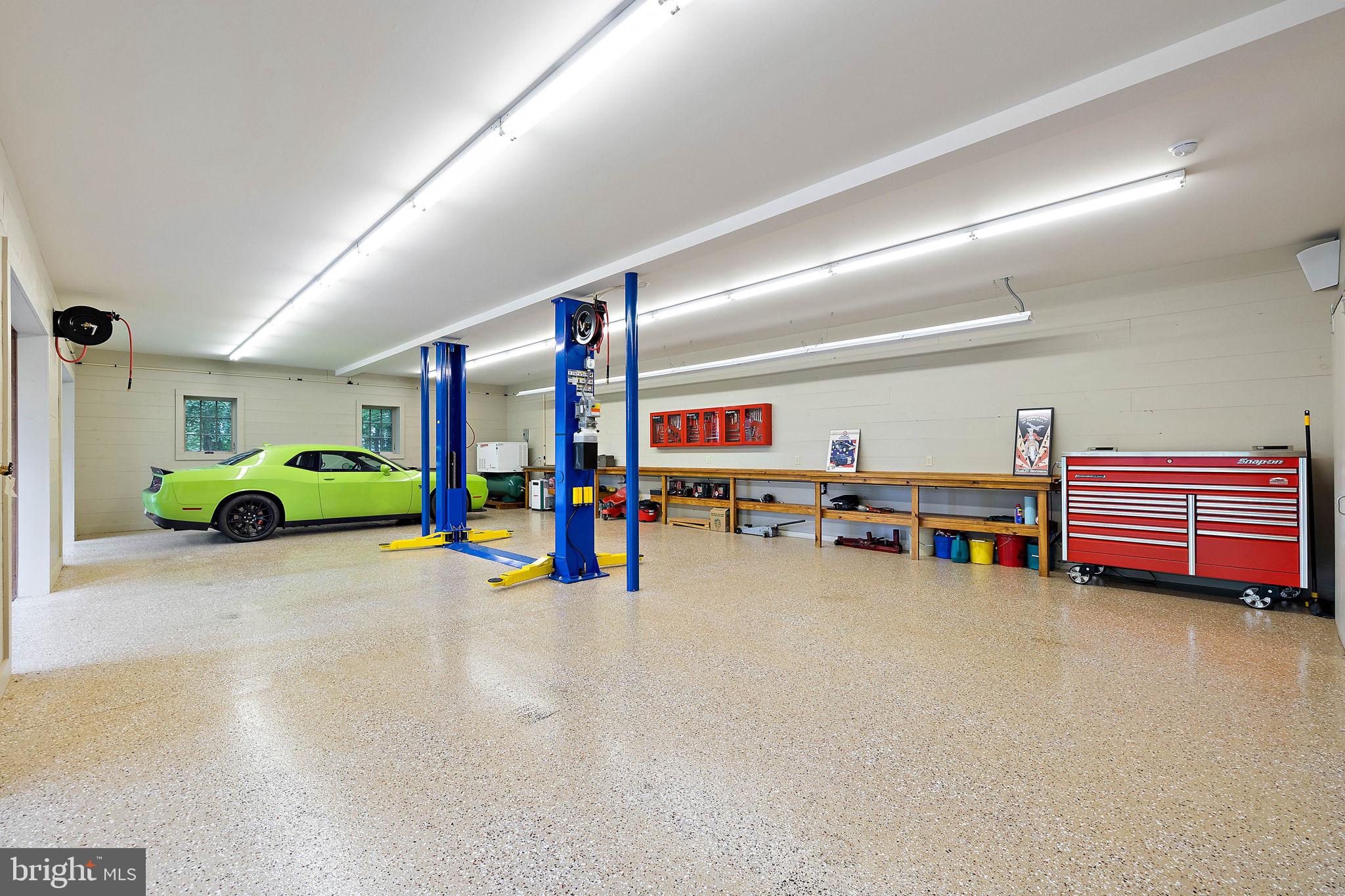 OLDEBULLTOWNVILLAGE - Residential