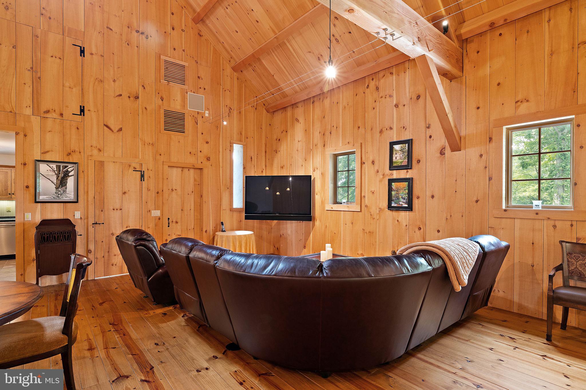 OLDEBULLTOWNVILLAGE - Residential