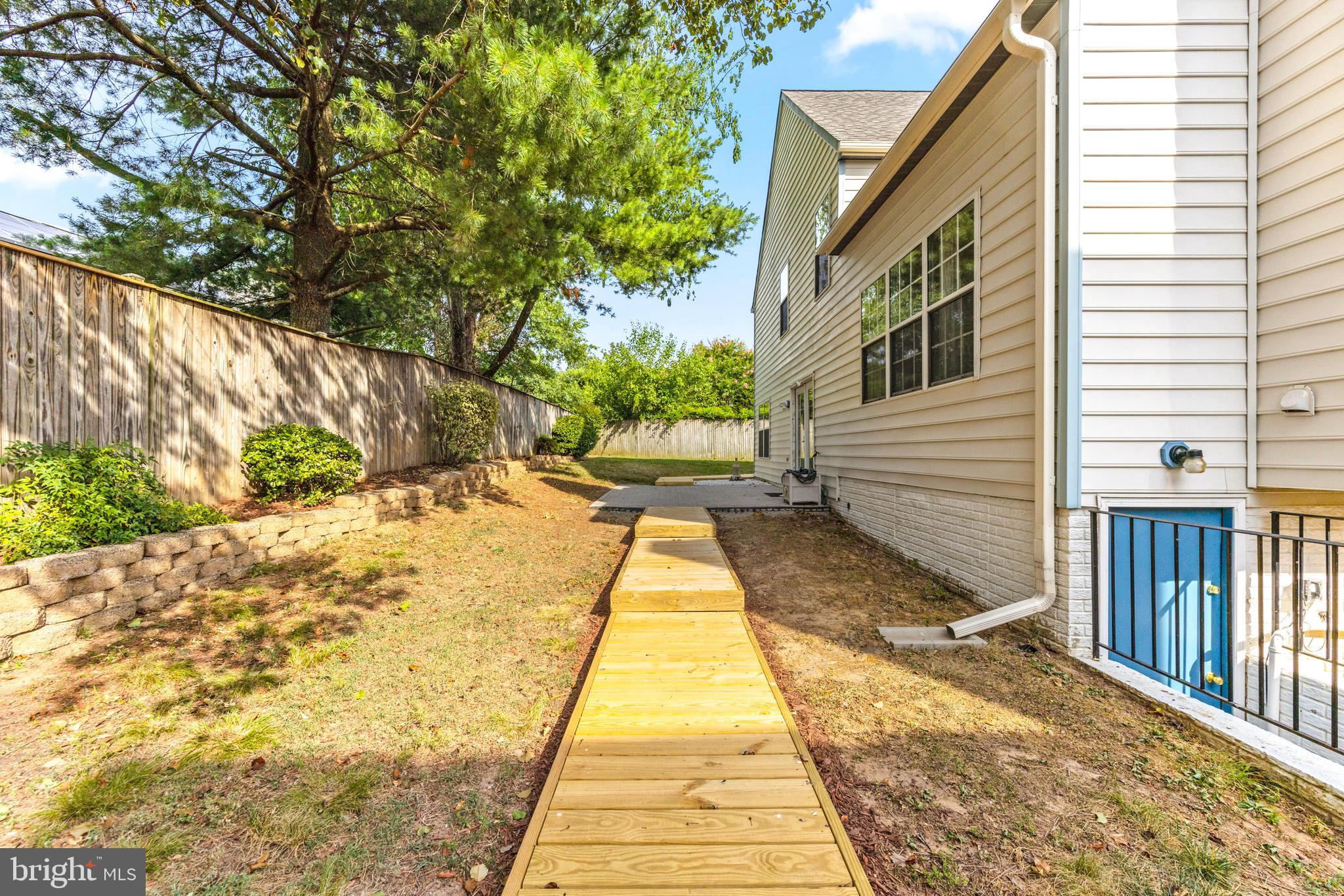 FINNS WALK - Residential