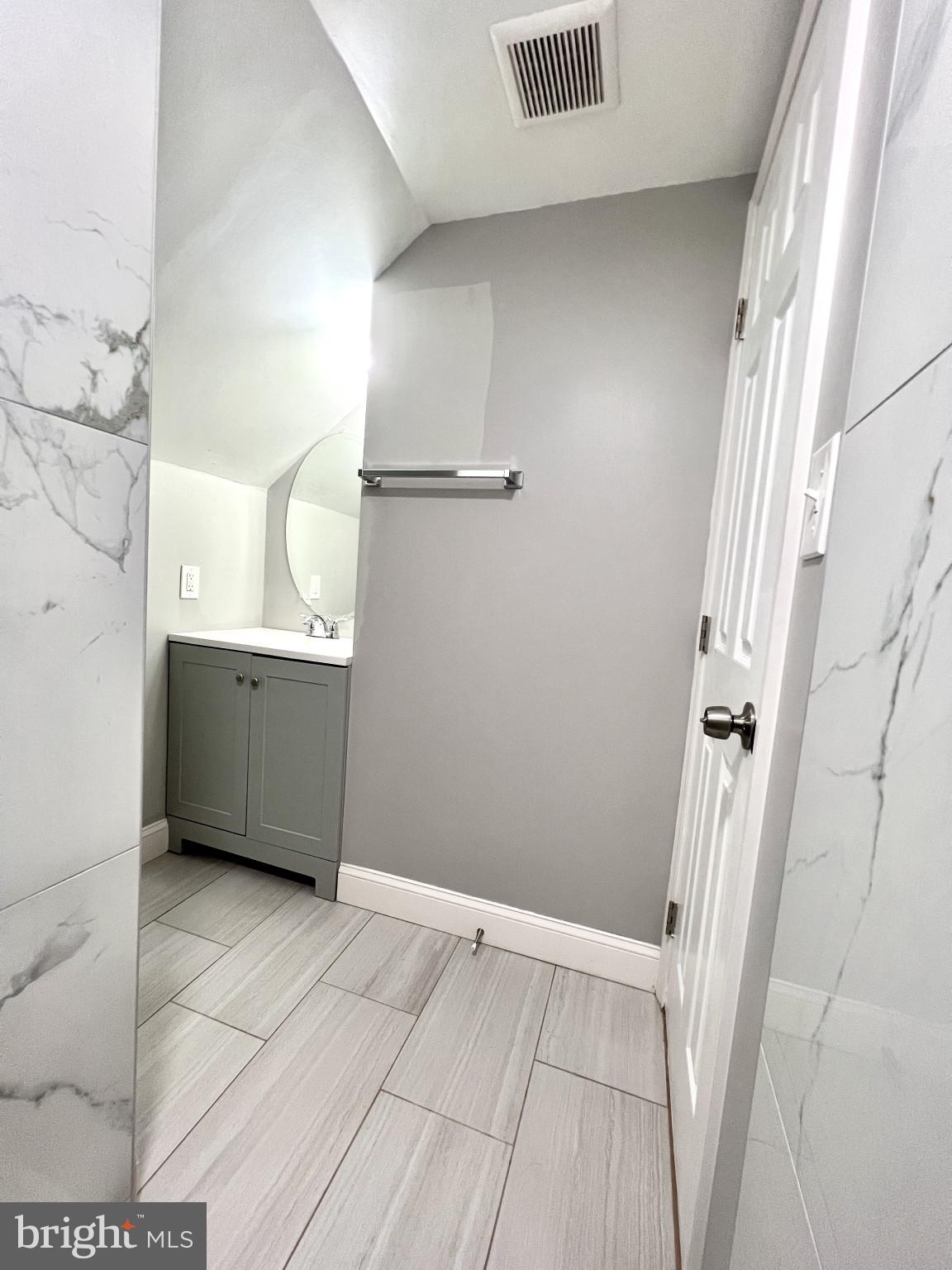 HAGERSTOWN - Residential