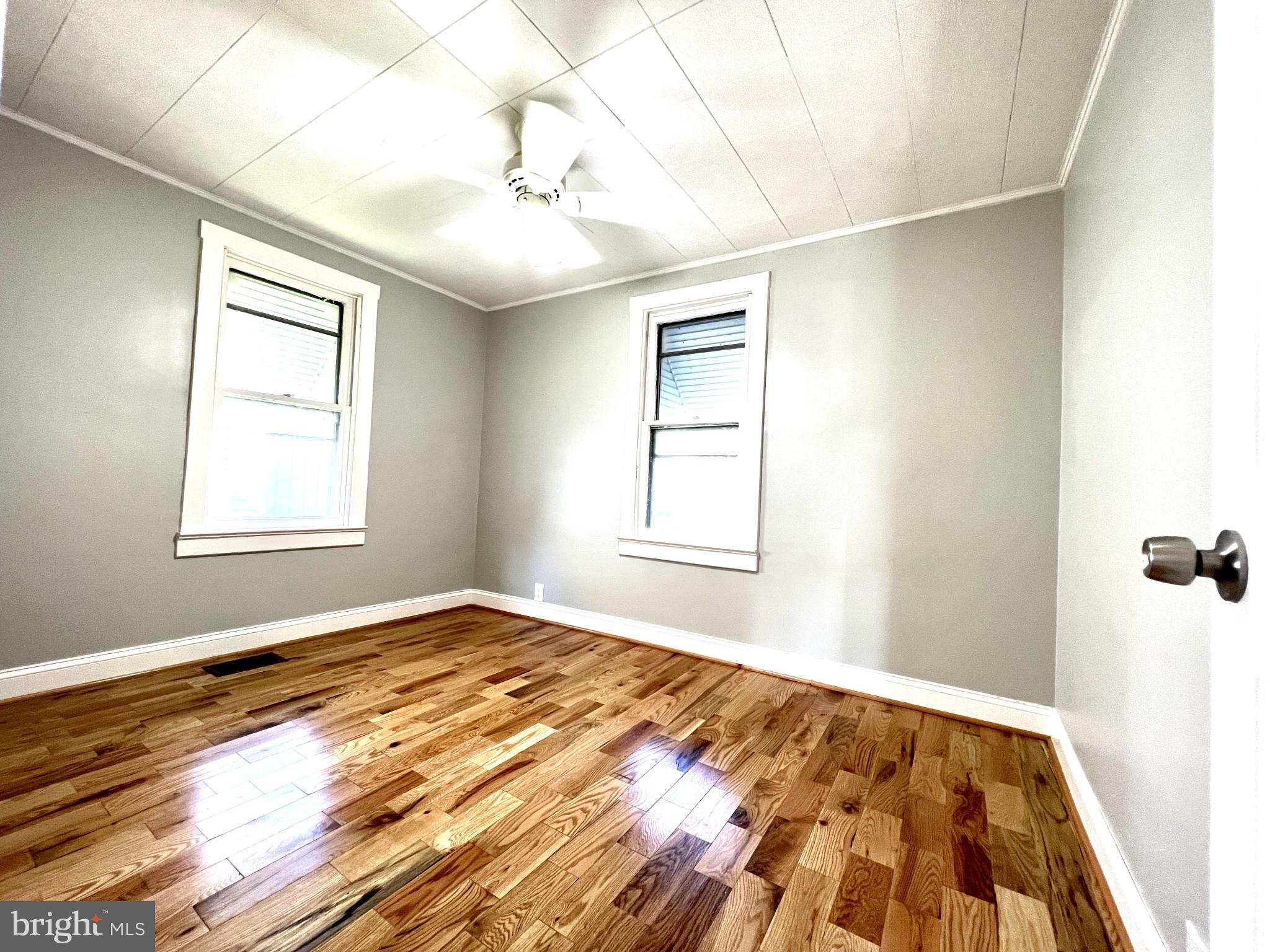 HAGERSTOWN - Residential