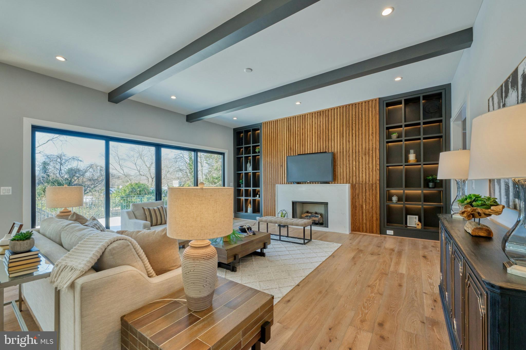 WEST LANGLEY - Residential