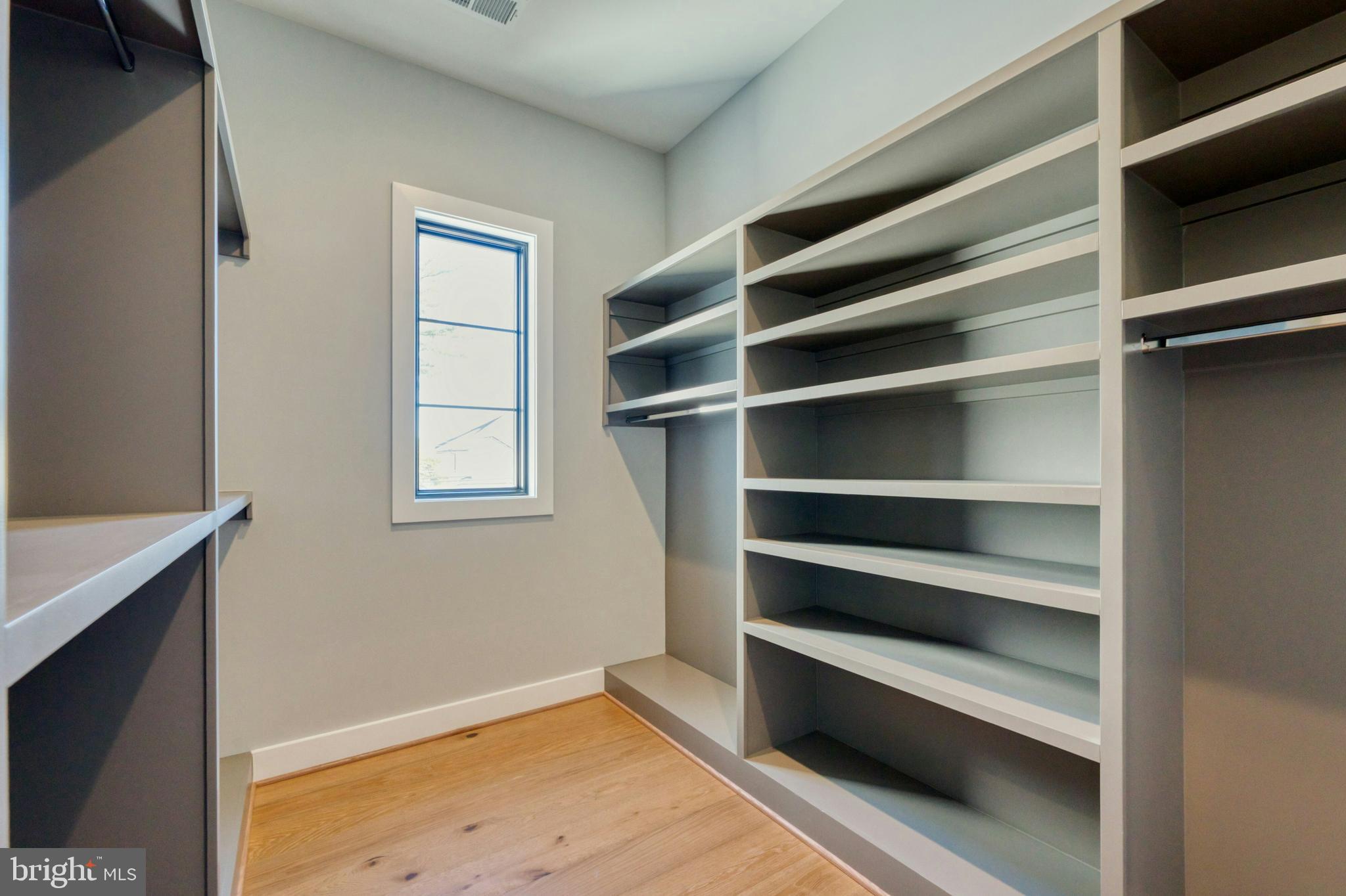 WEST LANGLEY - Residential