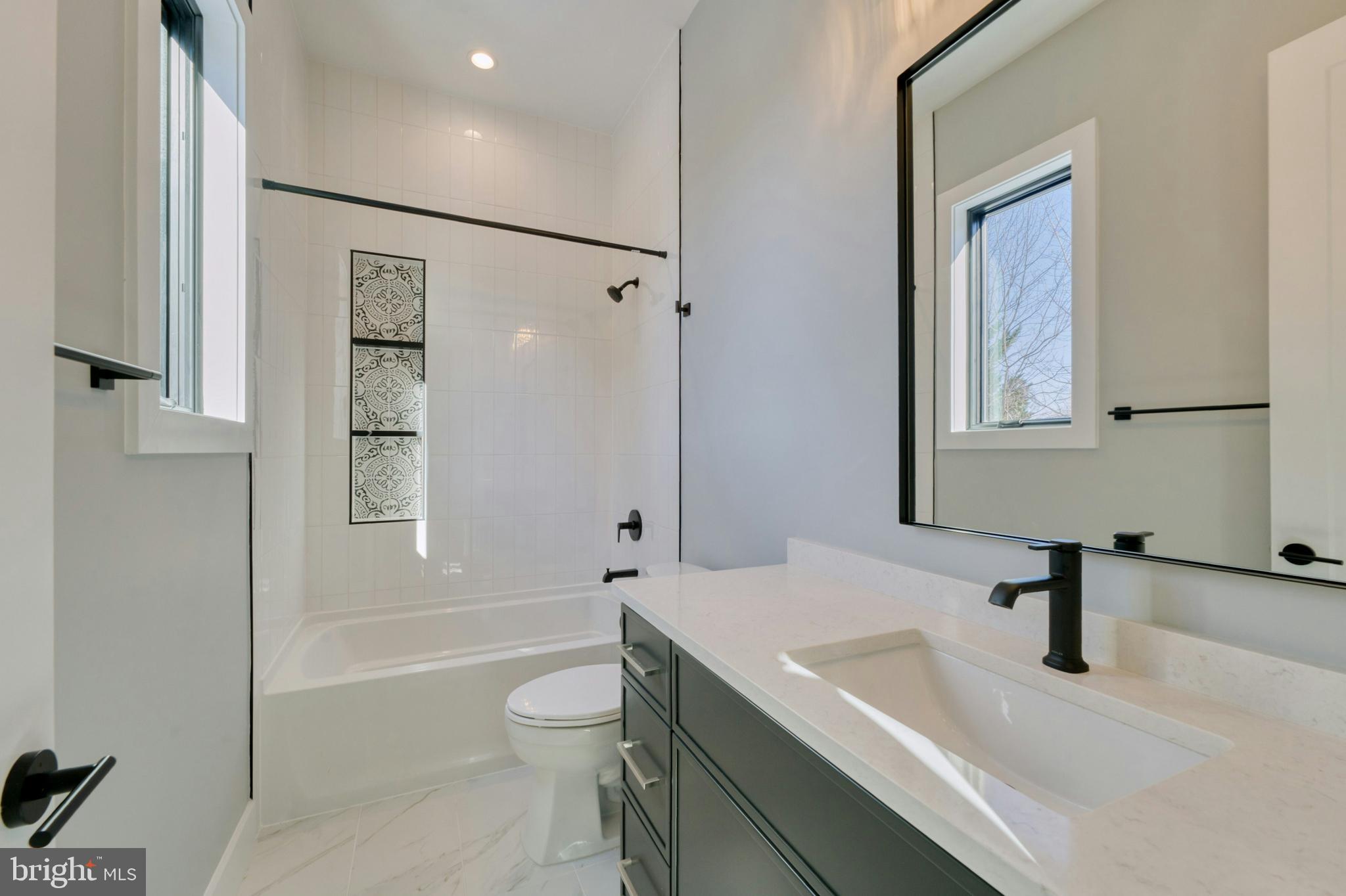 WEST LANGLEY - Residential