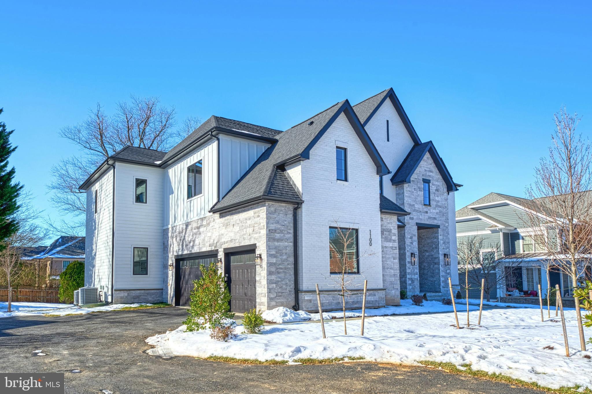 WEST LANGLEY - Residential