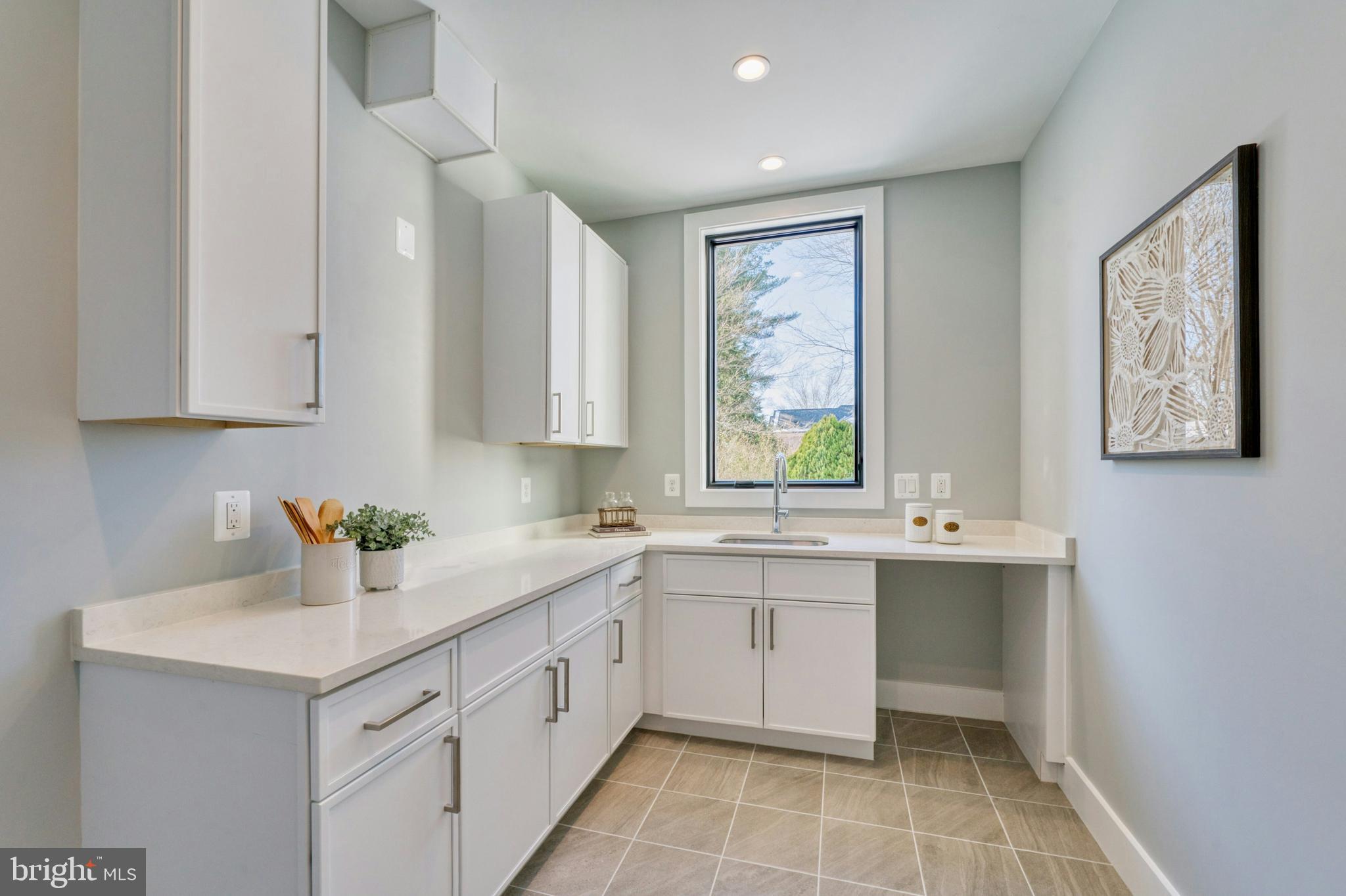 WEST LANGLEY - Residential