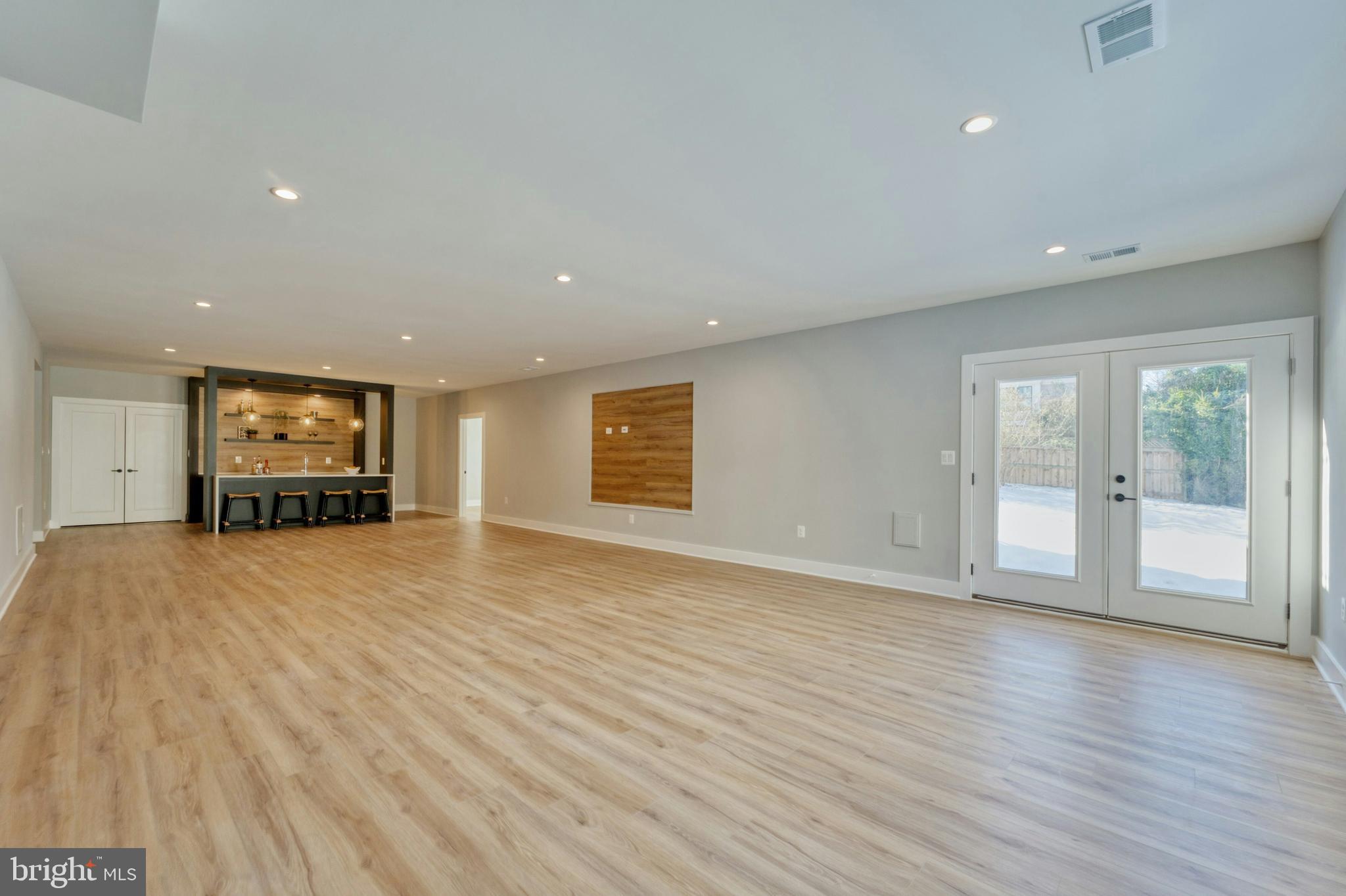 WEST LANGLEY - Residential