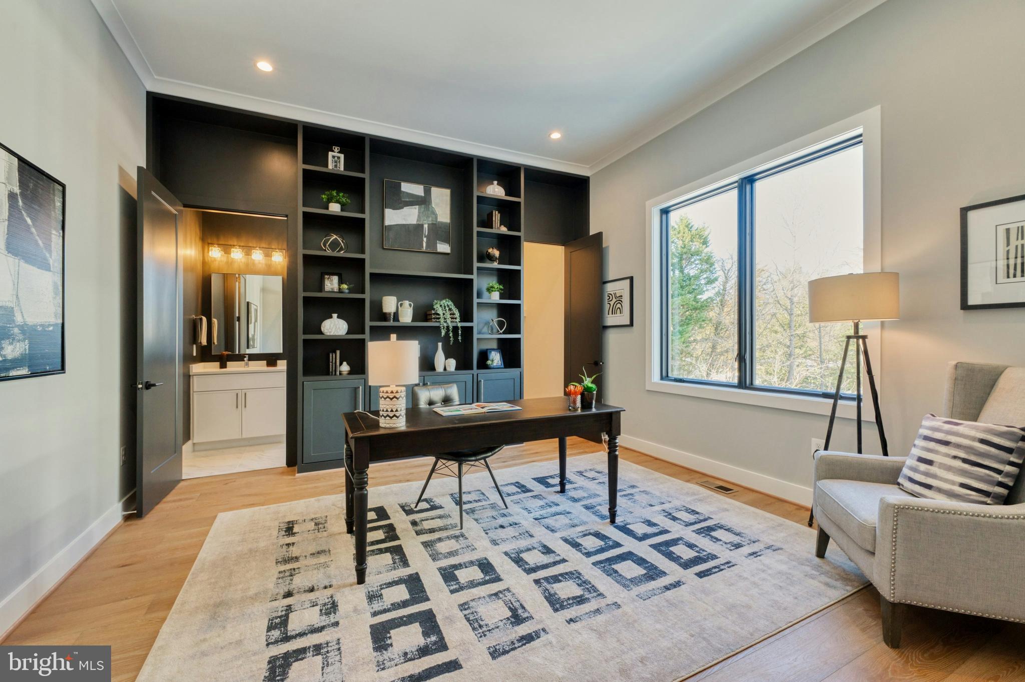 WEST LANGLEY - Residential