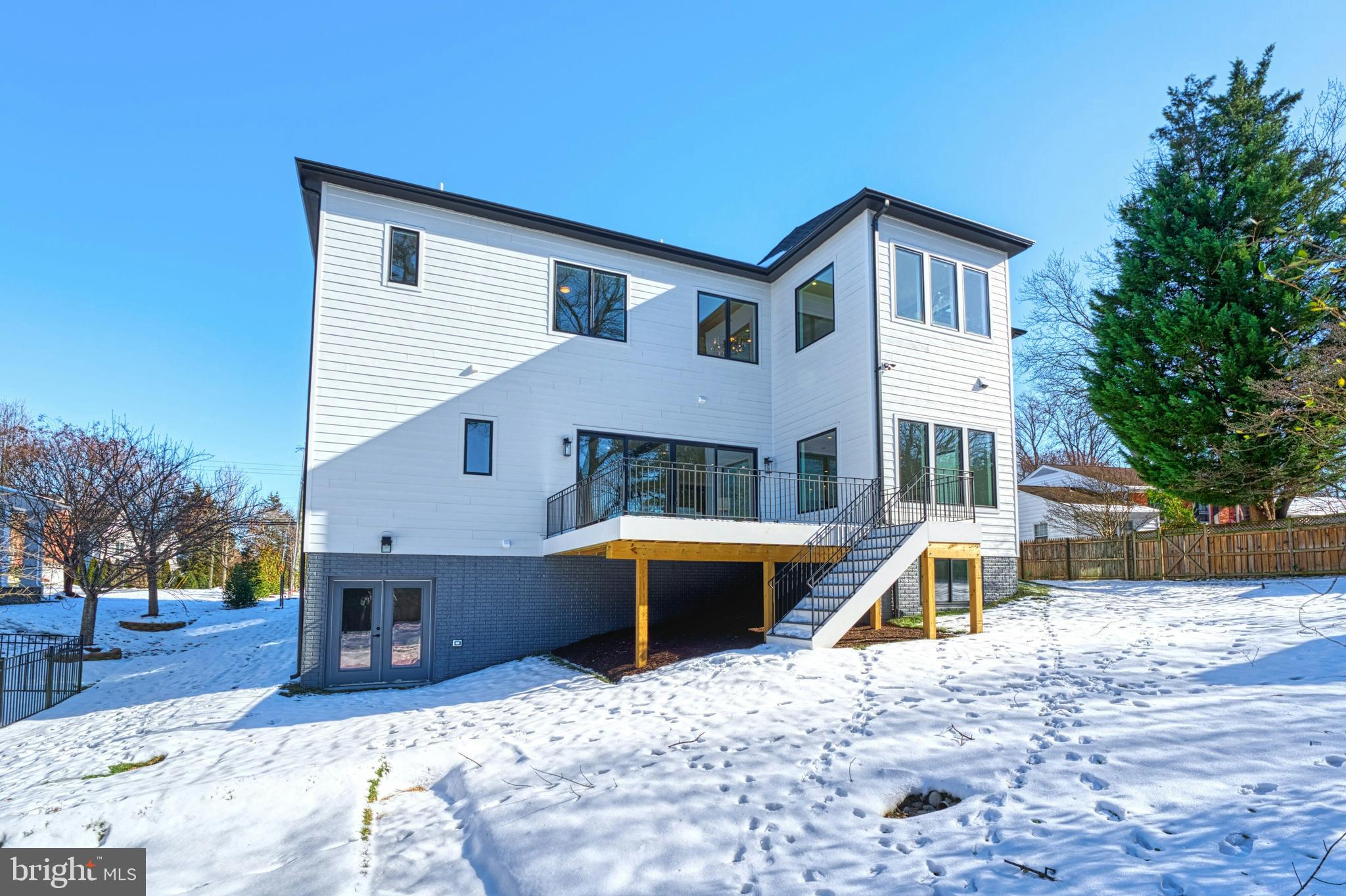 WEST LANGLEY - Residential