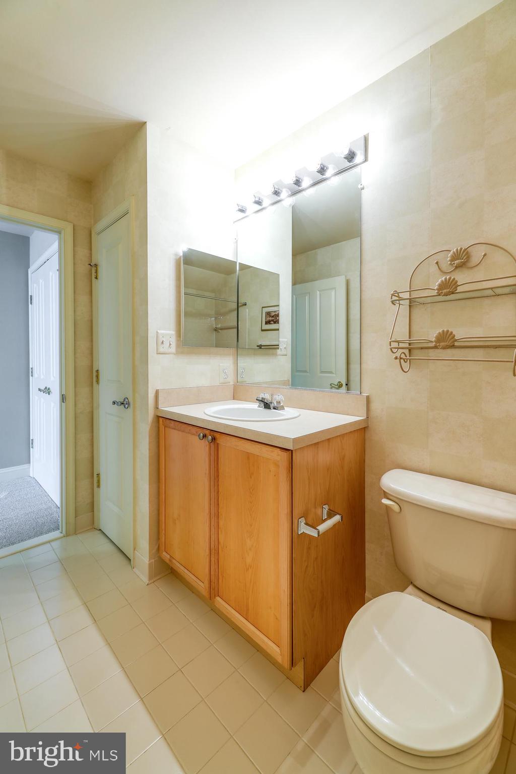 MAPLE TRACE - Residential