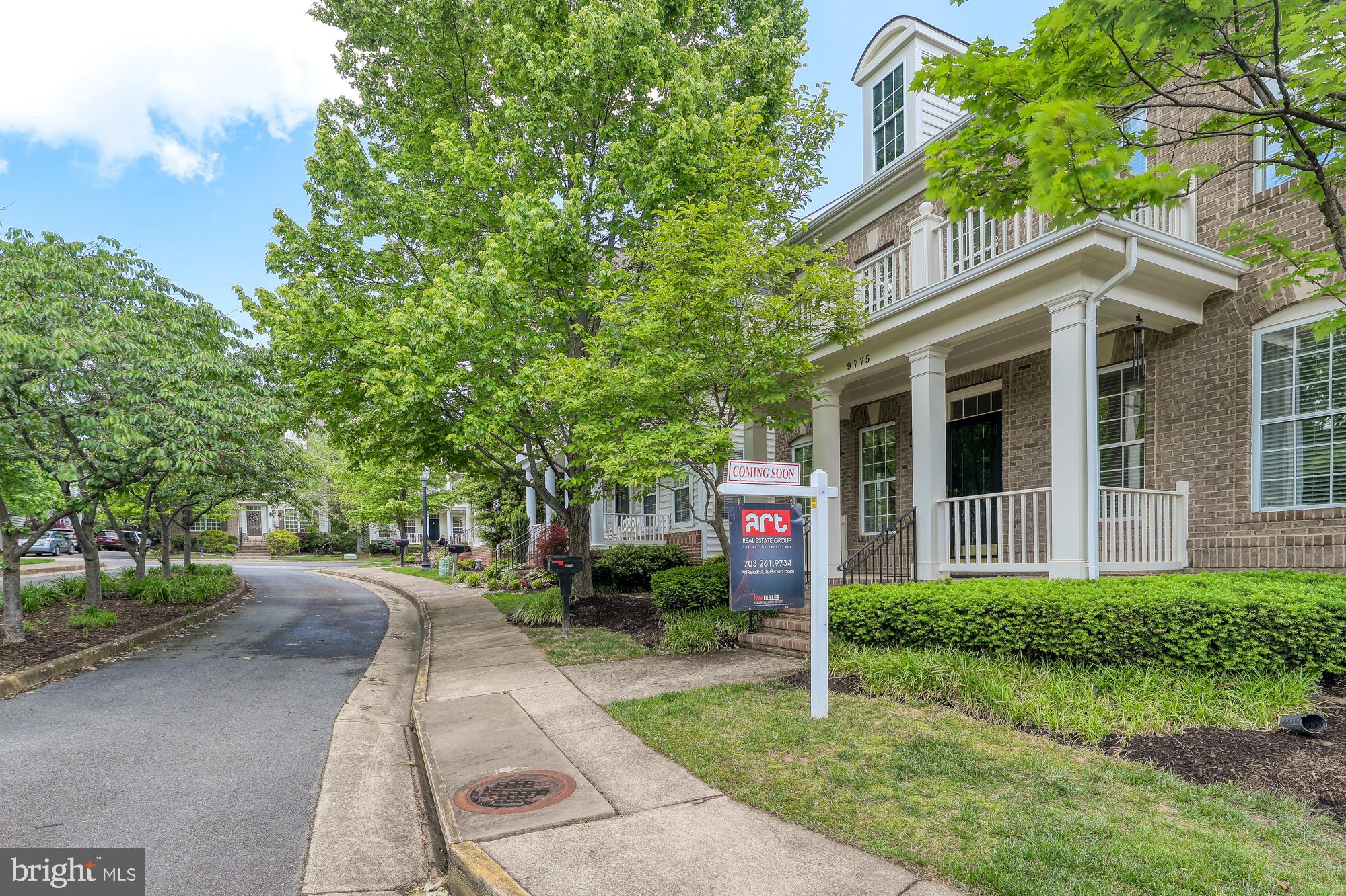 MAPLE TRACE - Residential