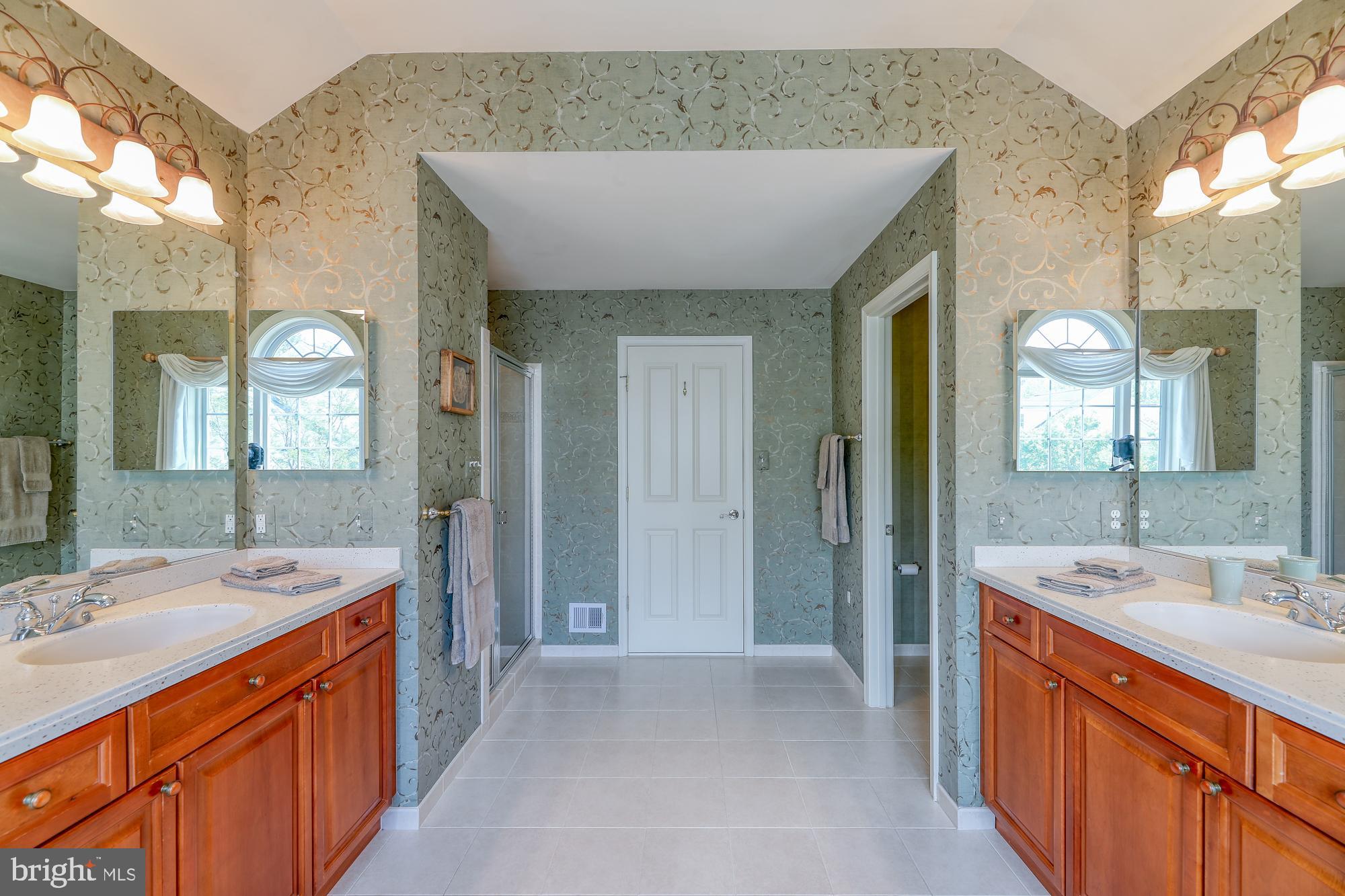 MAPLE TRACE - Residential