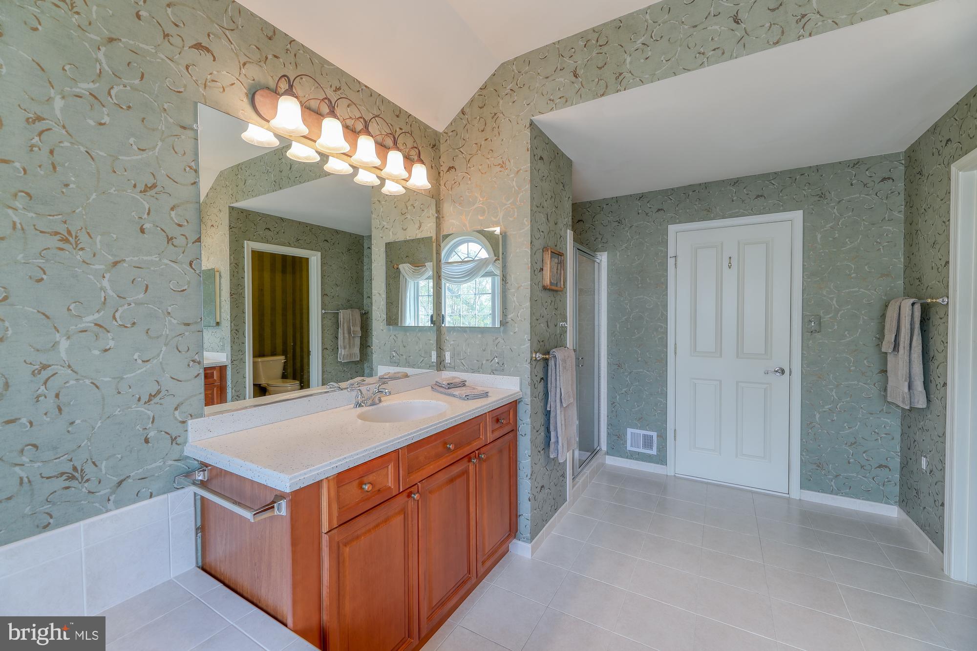 MAPLE TRACE - Residential