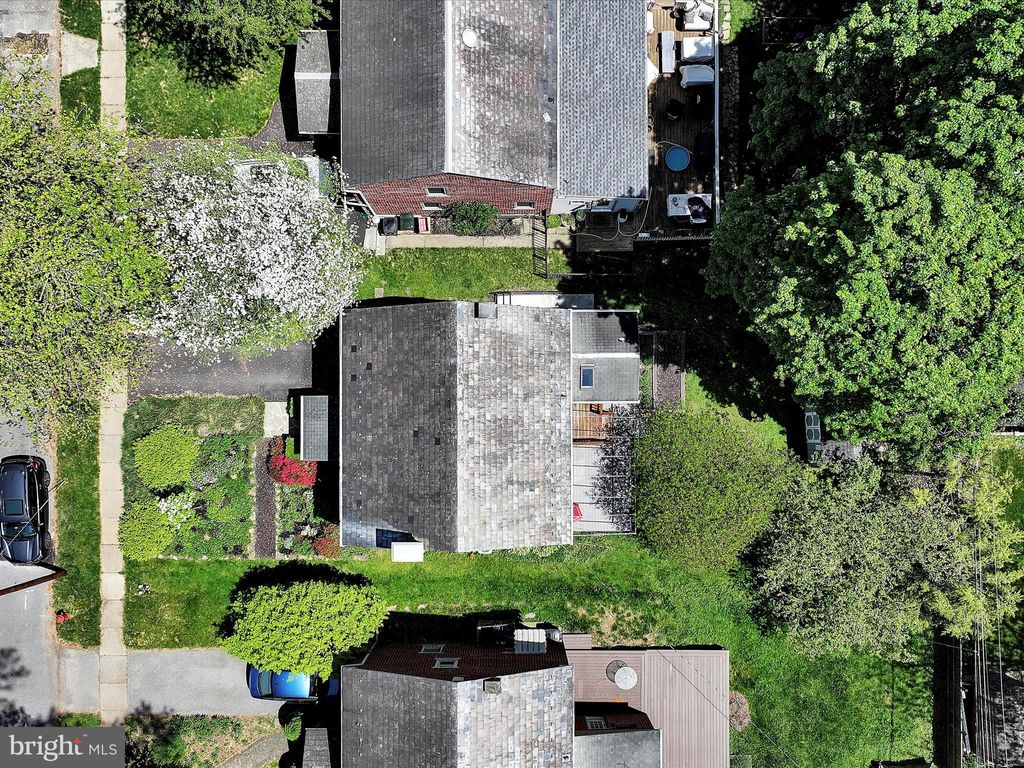 Photo of 970 Pleasure Road, Lancaster, PA 17601 (MLS # PALA2050722)