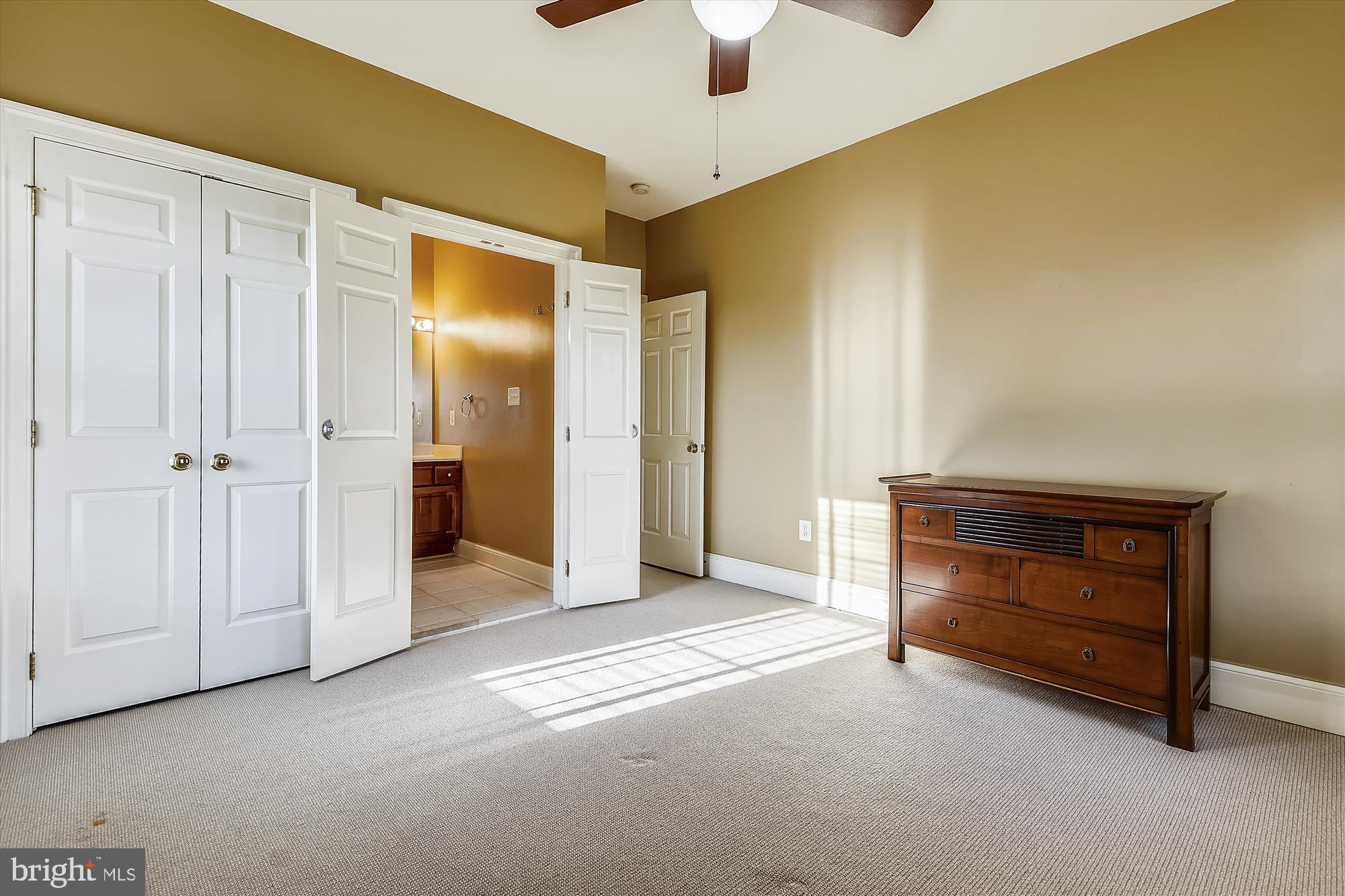 ROSEMONT - Residential