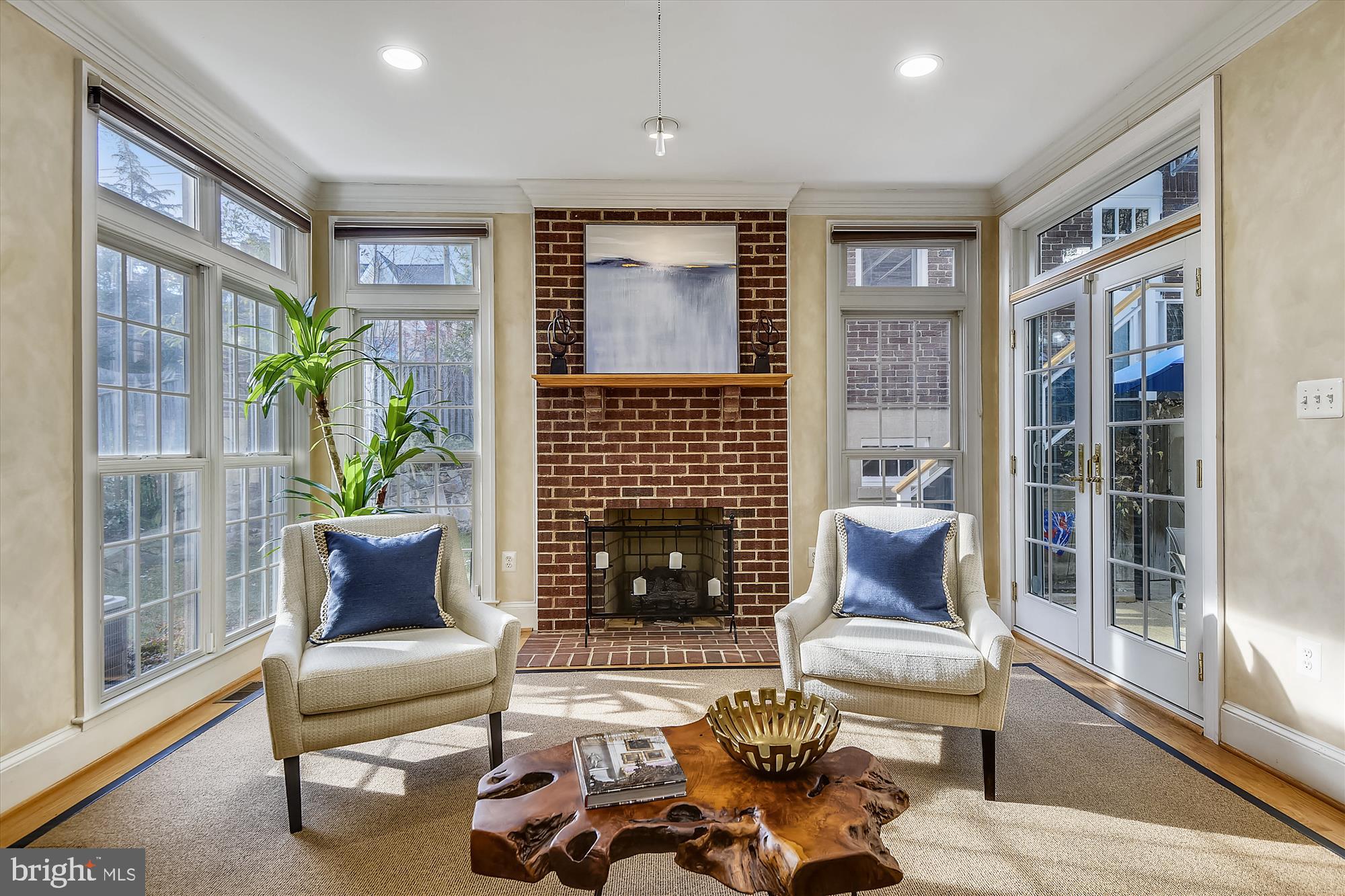 ROSEMONT - Residential