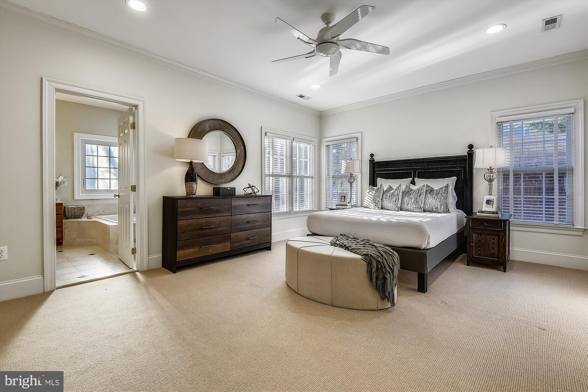 ROSEMONT - Residential