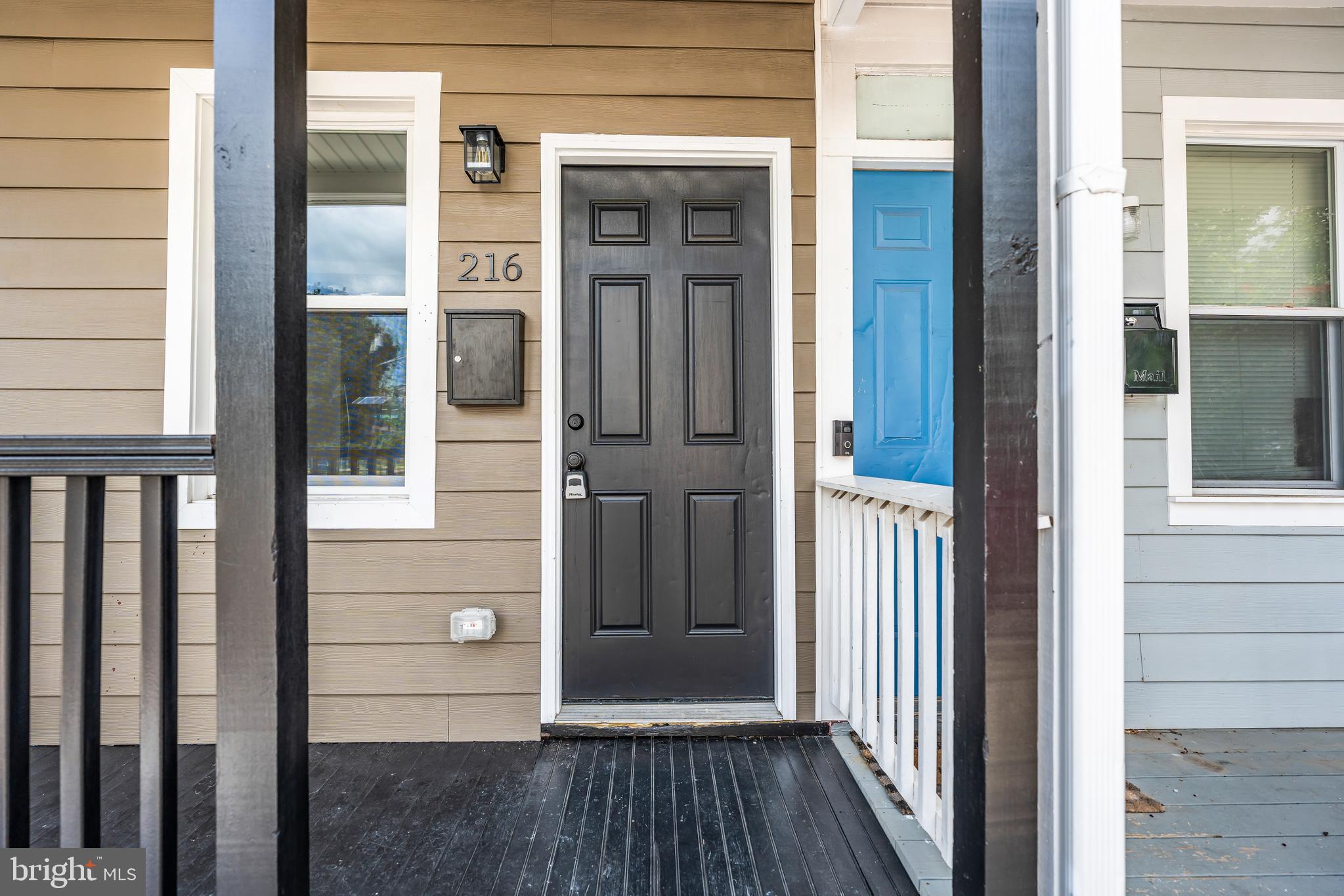 216 JONES AVENUE